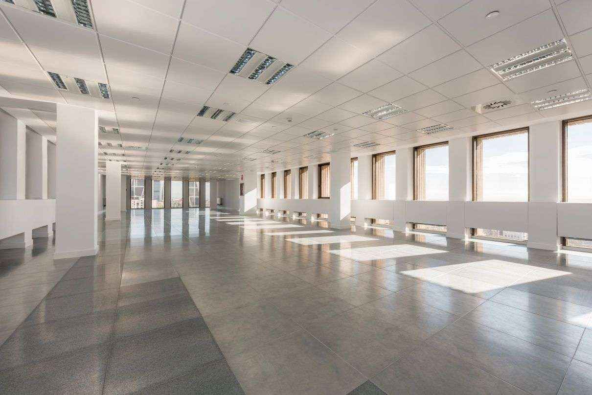 Luz natural: el secreto de Edificio Cuzco IV para aumentar la productividad de los empleados