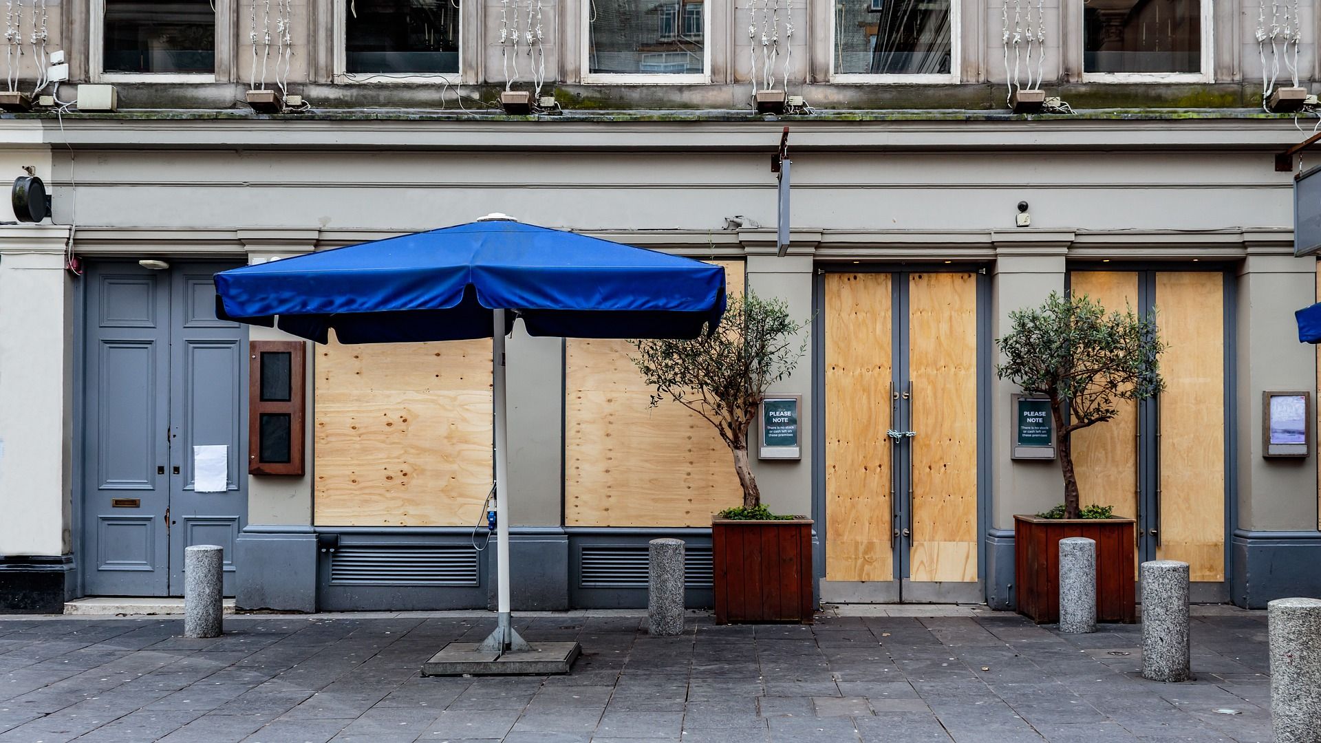 La hostelería se une e inicia una demanda contra el Estado