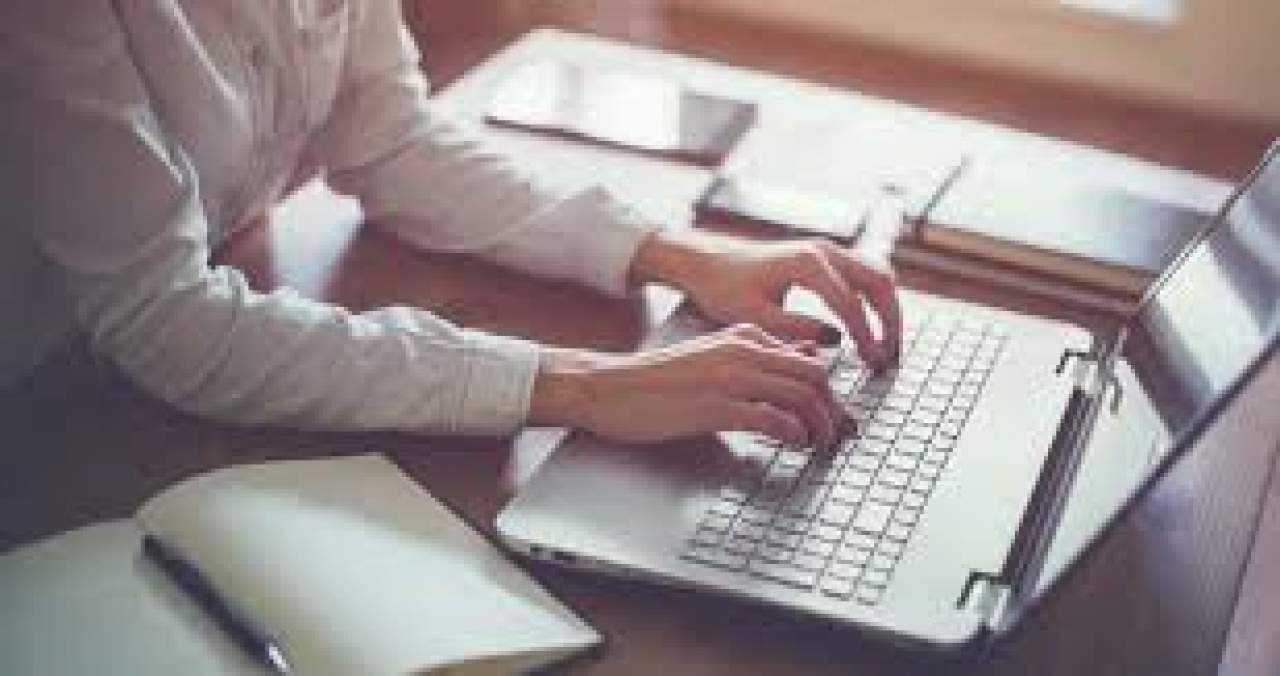 Ventajas de estudiar oposiciones online