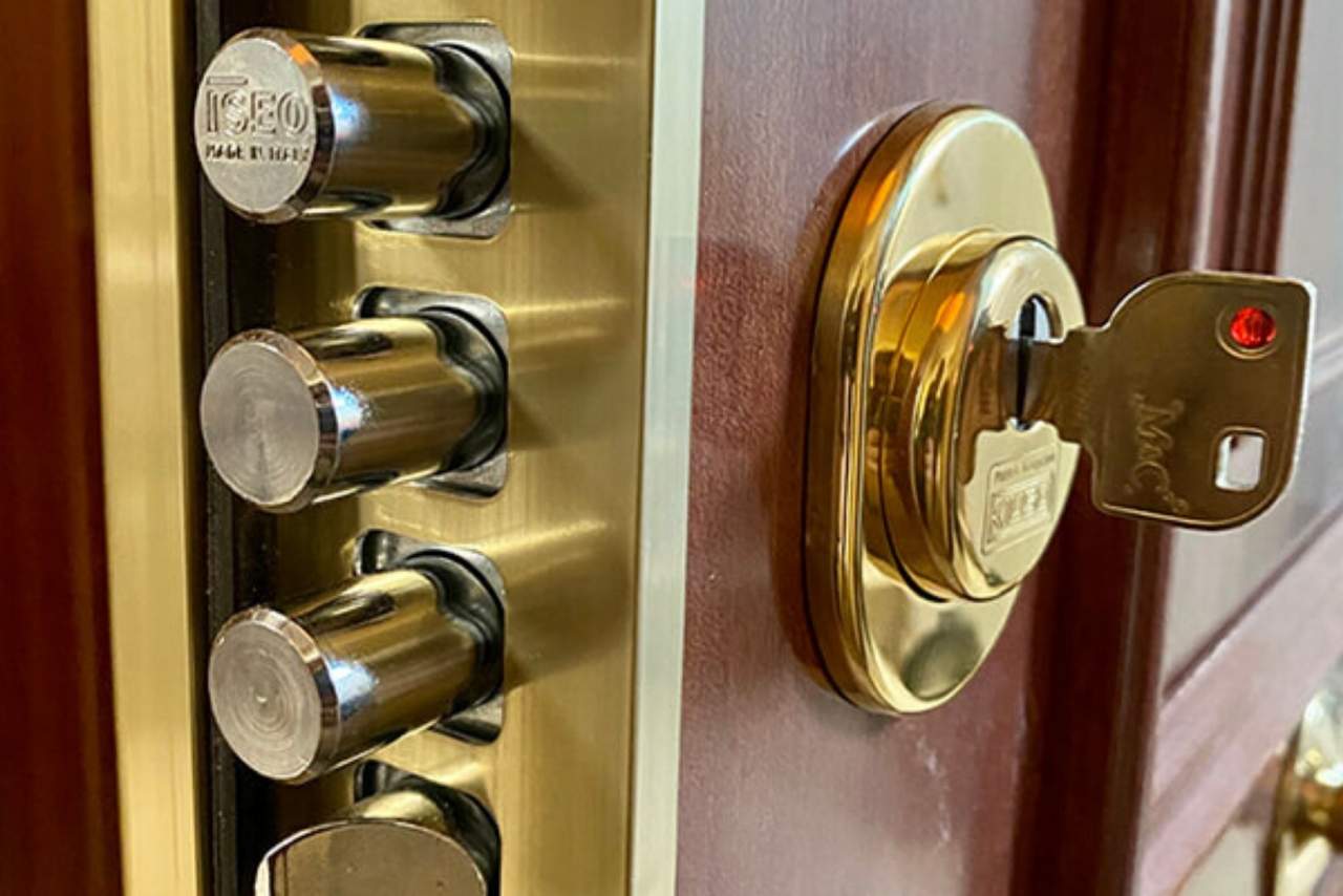 Serralleria Catalana: Puerta acorazada en Lleida y cerrajería