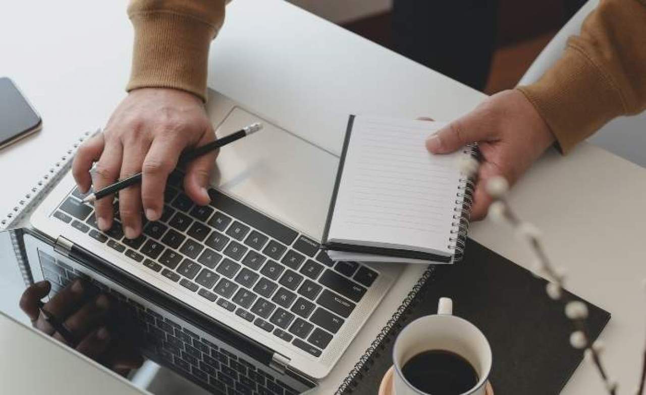 Por qué elegir la formación online profesional