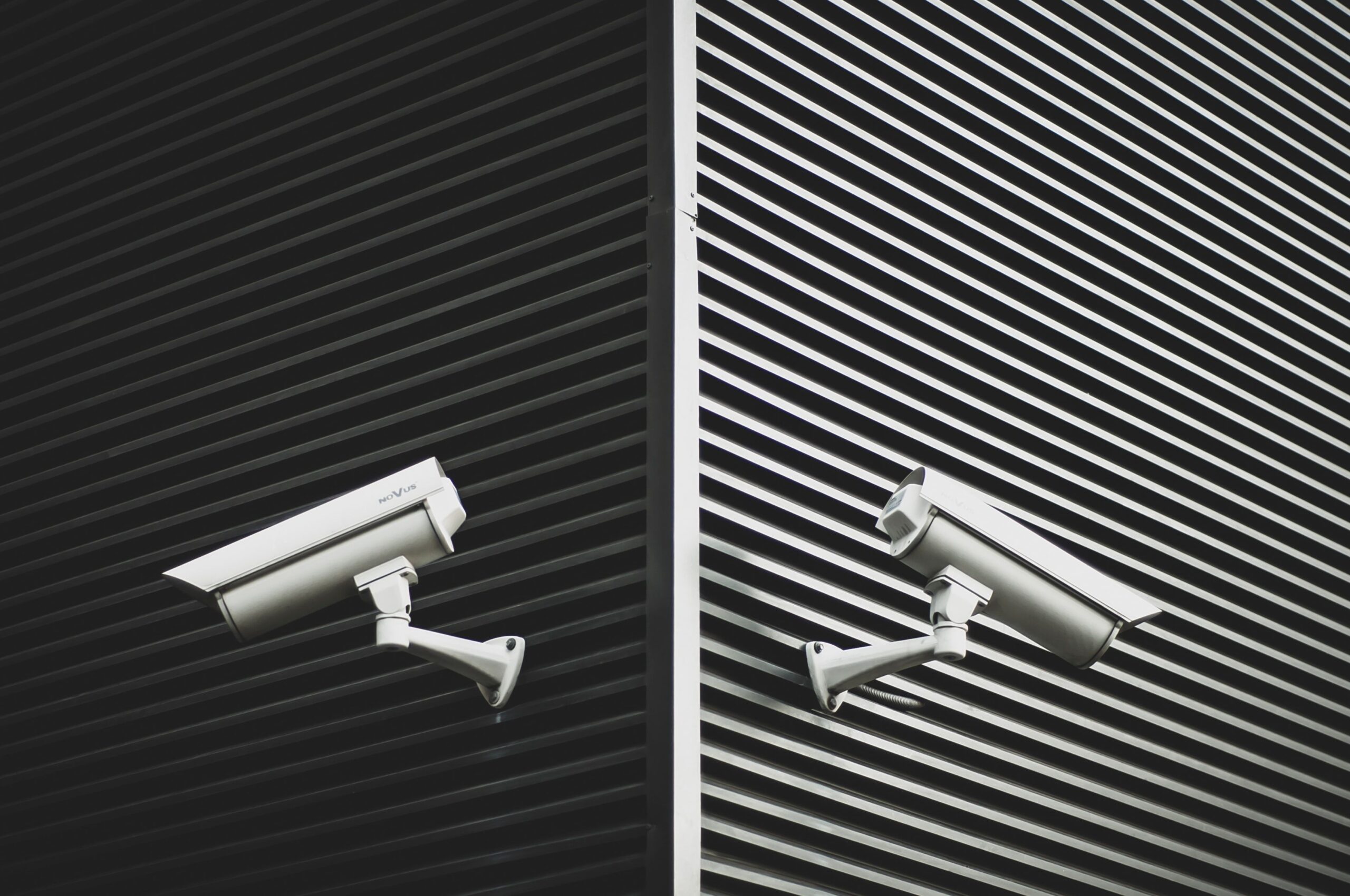 9 de cada 10 españoles se sienten más seguros con seguridad privada según APROSER