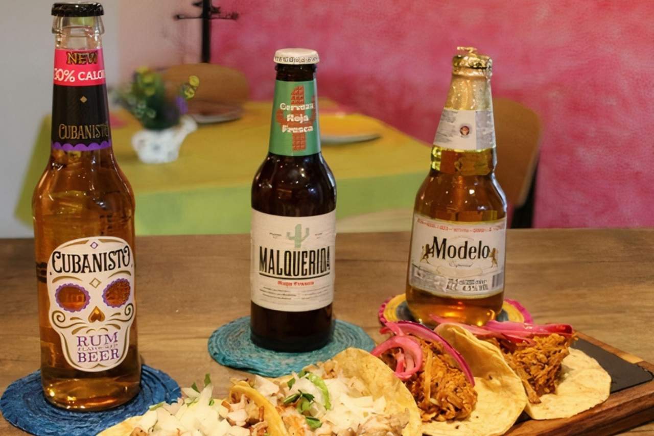 La variedad de cervezas de La Llorona ofrece la Malquerida cerveza, cerveza Pacífico y Cubansito cerveza