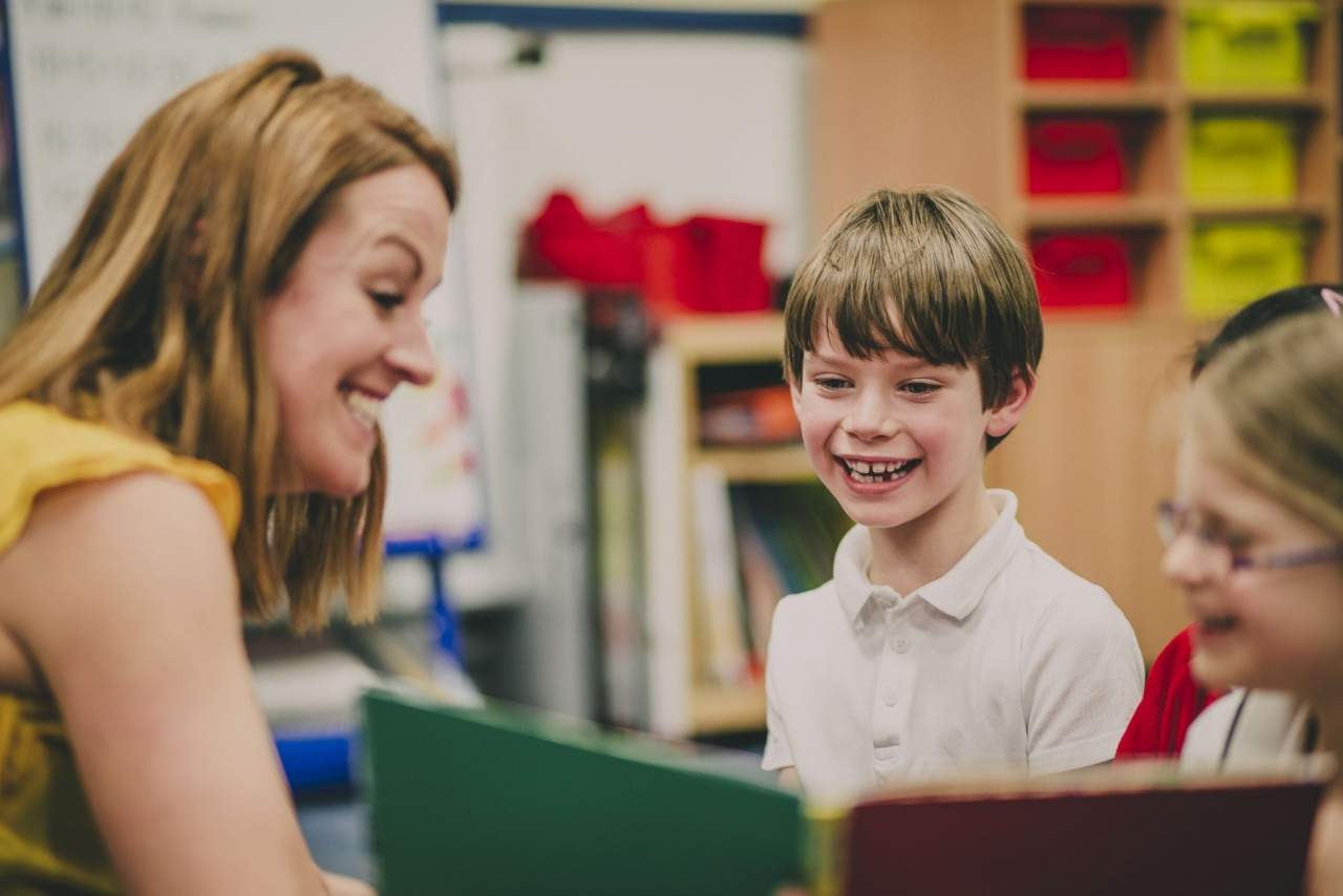 La triple apuesta de excelencia entre colegio británico, academia de idiomas y formación profesional ofrecida por Saint Philips Linares