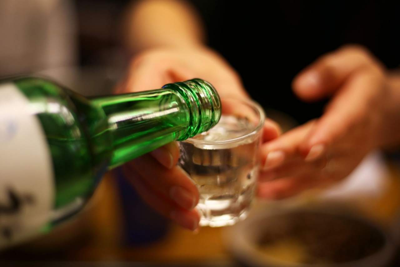 ¿Qué es el Soju? Una historia detrás de cada licor