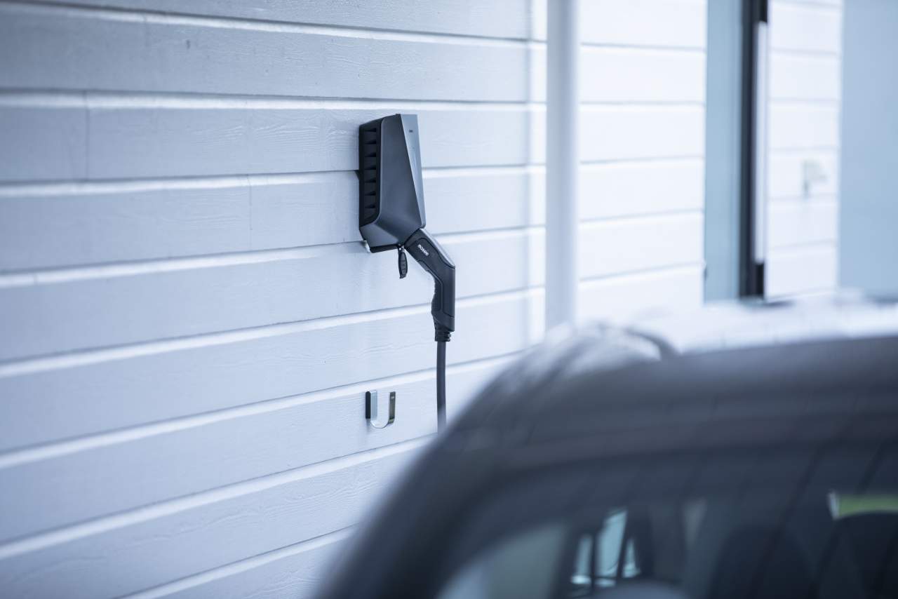 Easee: el cargador para vehículo eléctrico que está revolucionando el norte de Europa, llega a España