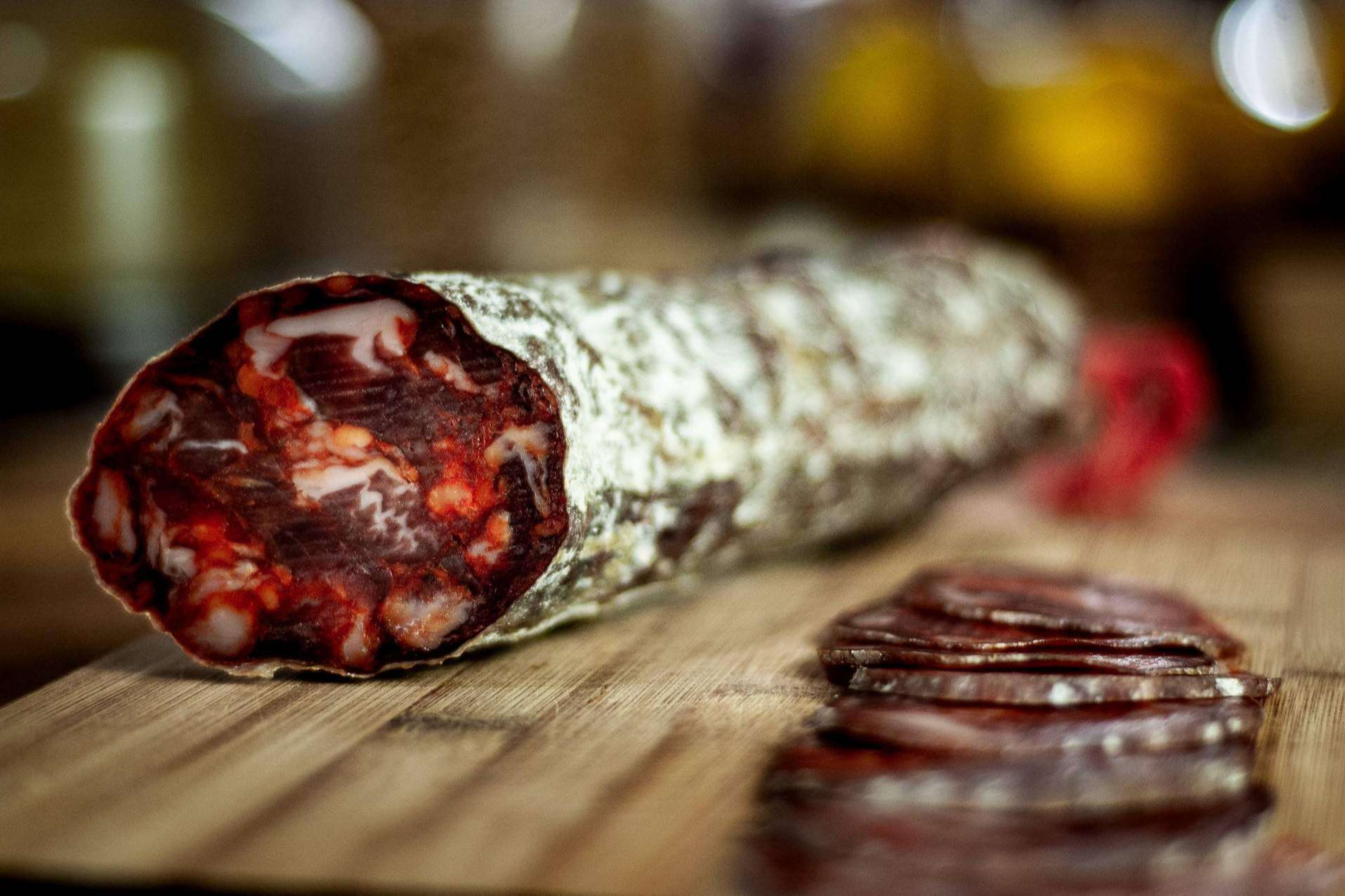 ¿Qué diferencia existe entre el chorizo ibérico de bellota y otros tipos?