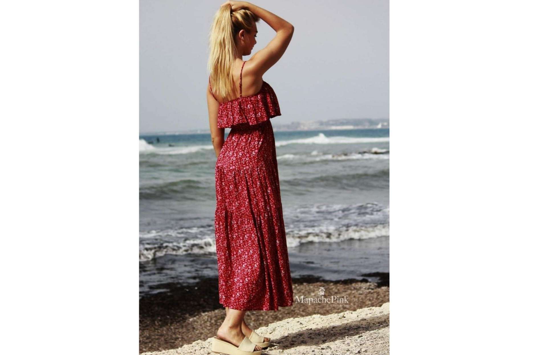 Mapache Pink presenta la colección de vestidos boho
