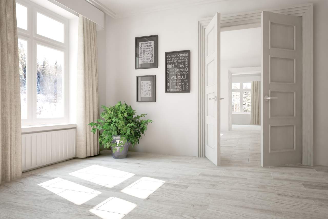 LosmaStudio: las puertas blancas de interior son una de las opciones más habituales en la decoración del hogar