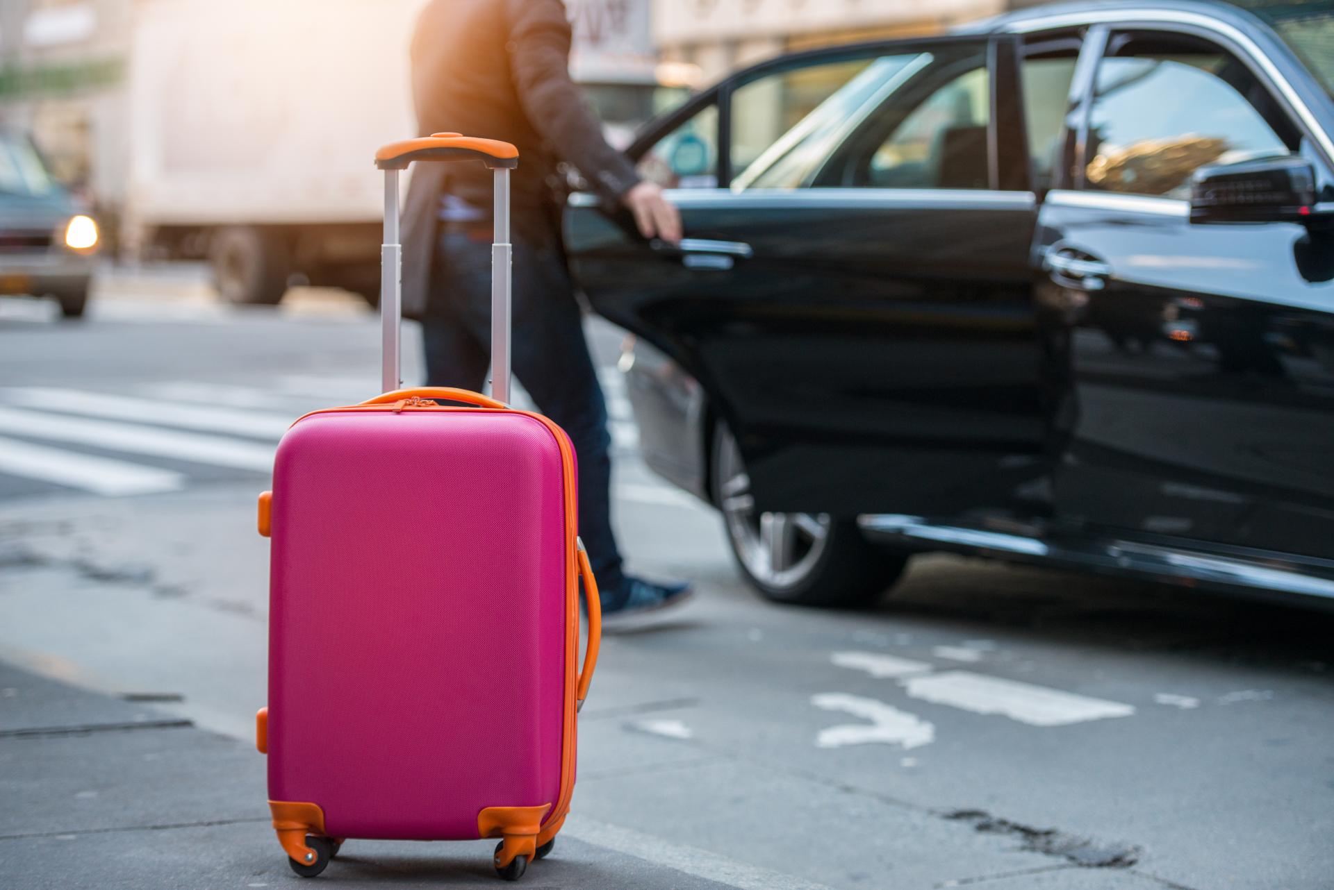 Taxi Aeropuerto de Málaga Traslado Charly 24 Horas es el servicio de taxi en Málaga a precios competitivos