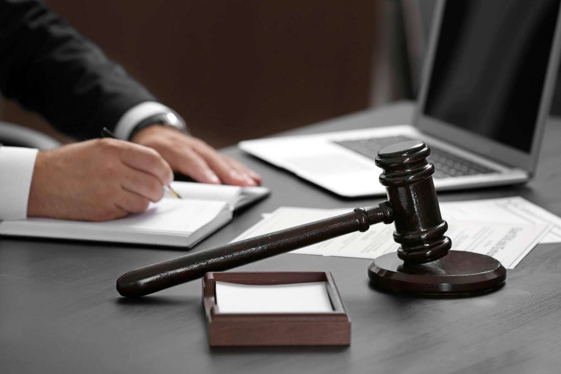 ¿A qué juega la banca?, por Igualada Belchí Abogados