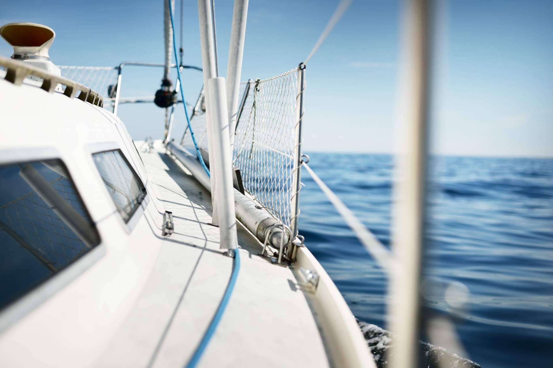 El mejor paseo en barco en Granada con Alboran Charters
