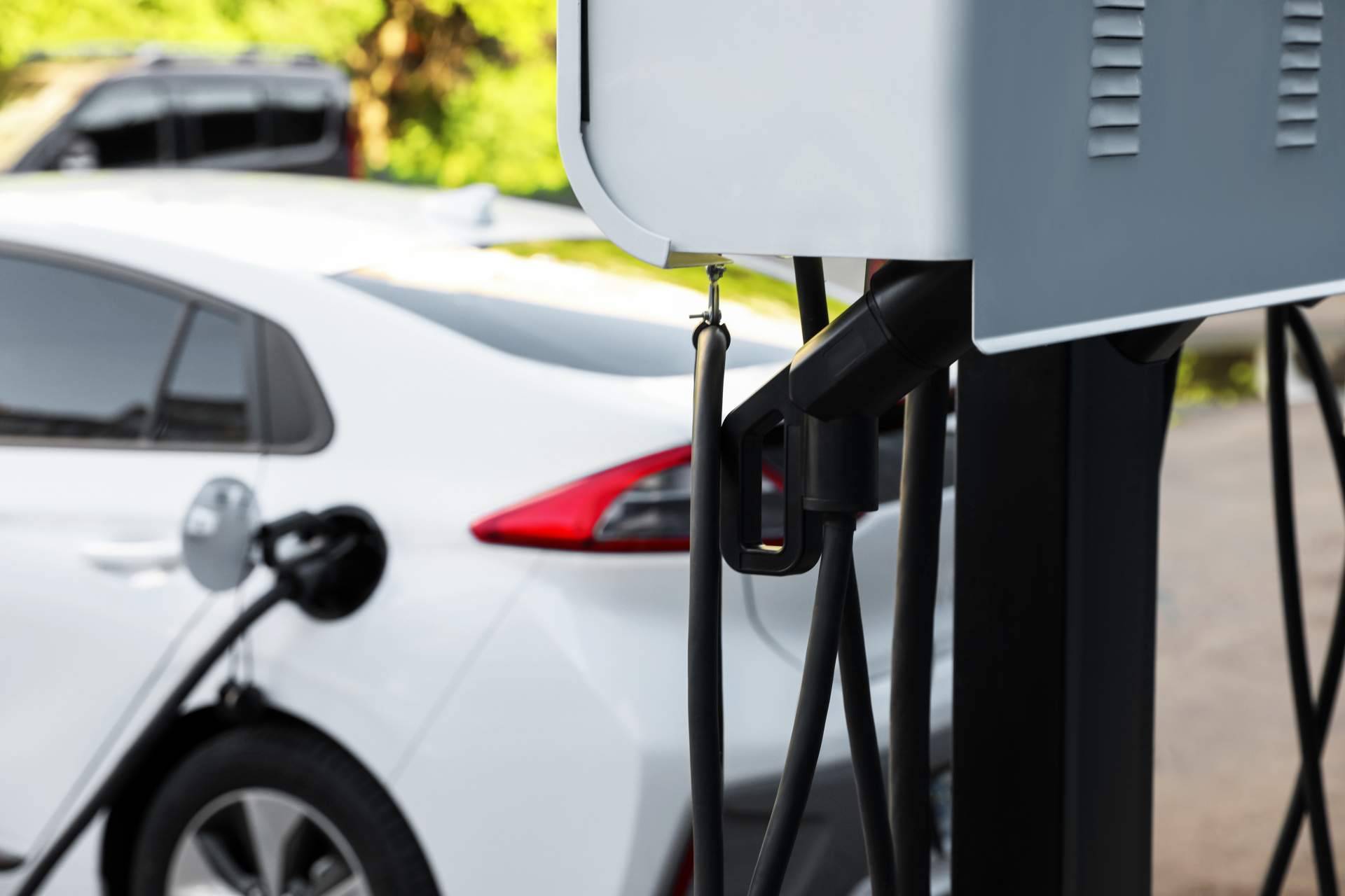 ¿Dónde se puede encontrar un híbrido de ocasión? SF Motor Premium