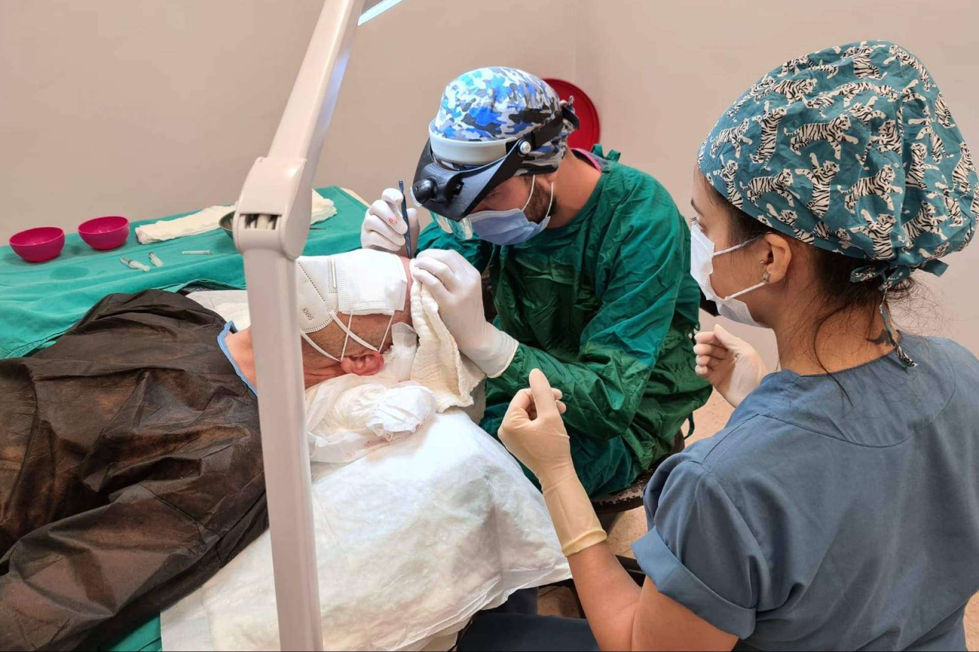 ¿Cuándo es mejor hacerse un injerto capilar? según los especialistas de Fue Hair Transplant System
