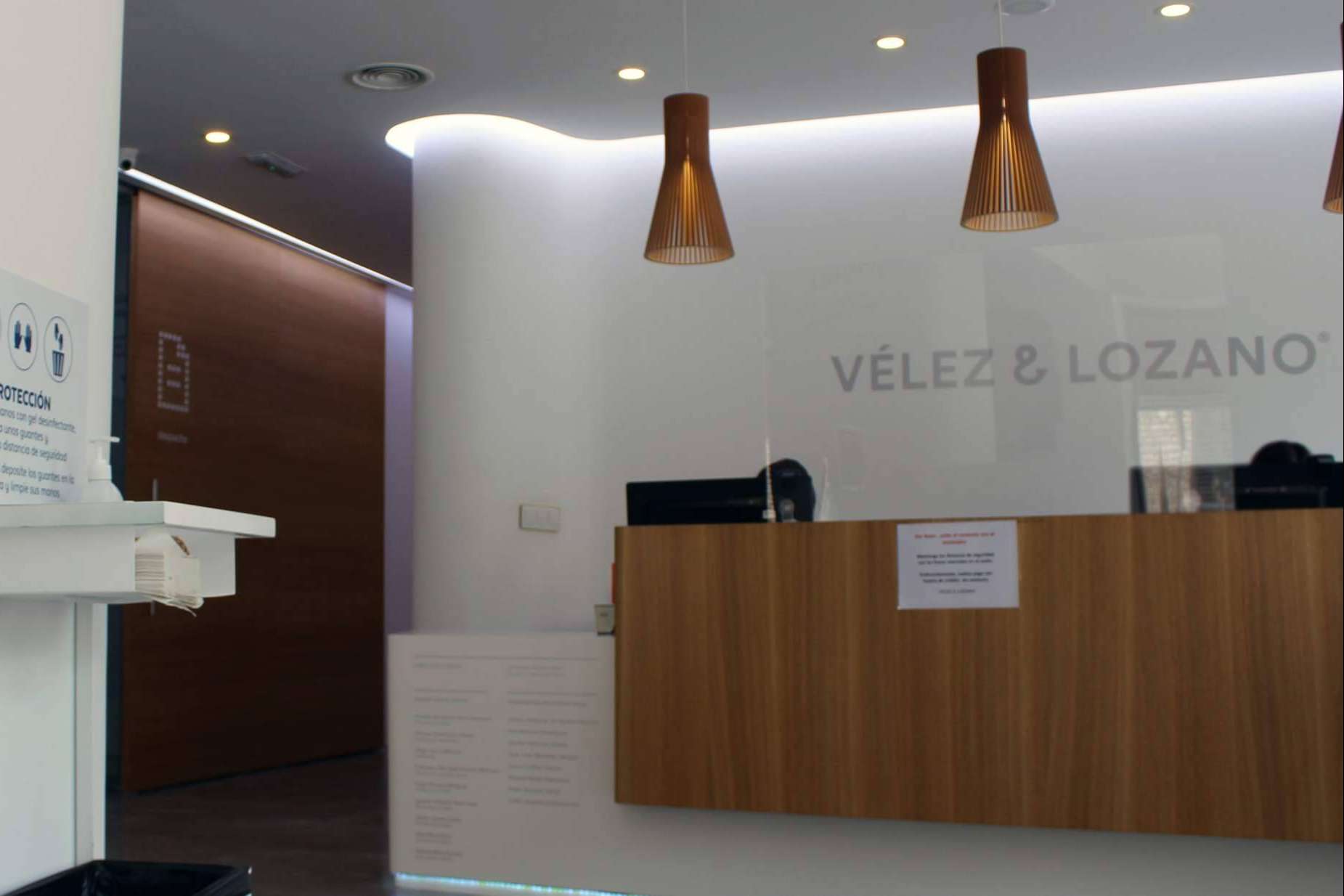 Gran variedad de tratamientos en clínica dental Murcia Vélez & Lozano