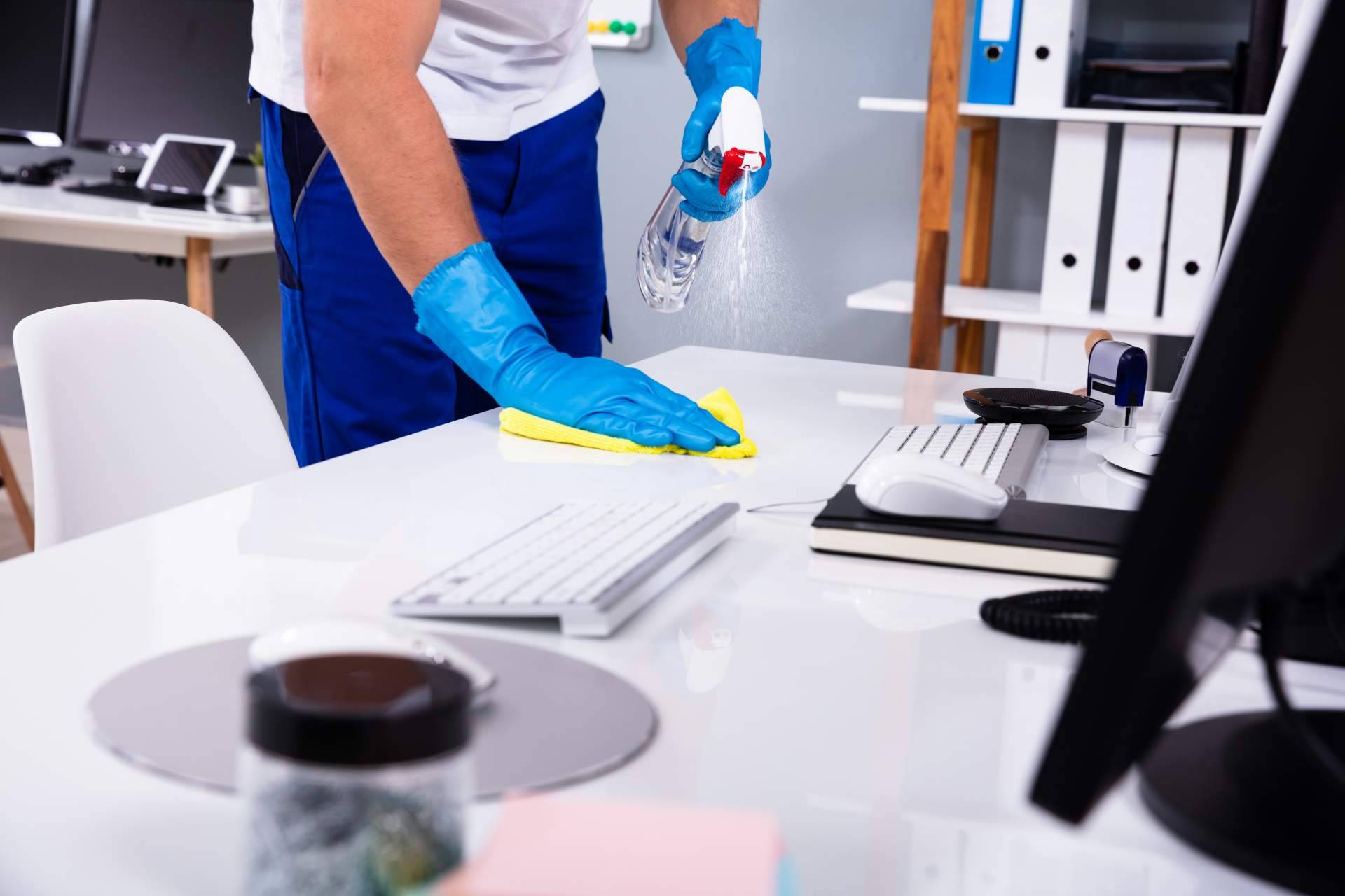 Amerital Servis se posiciona como la empresa de limpieza multidisciplinar en Sevilla y Valencia