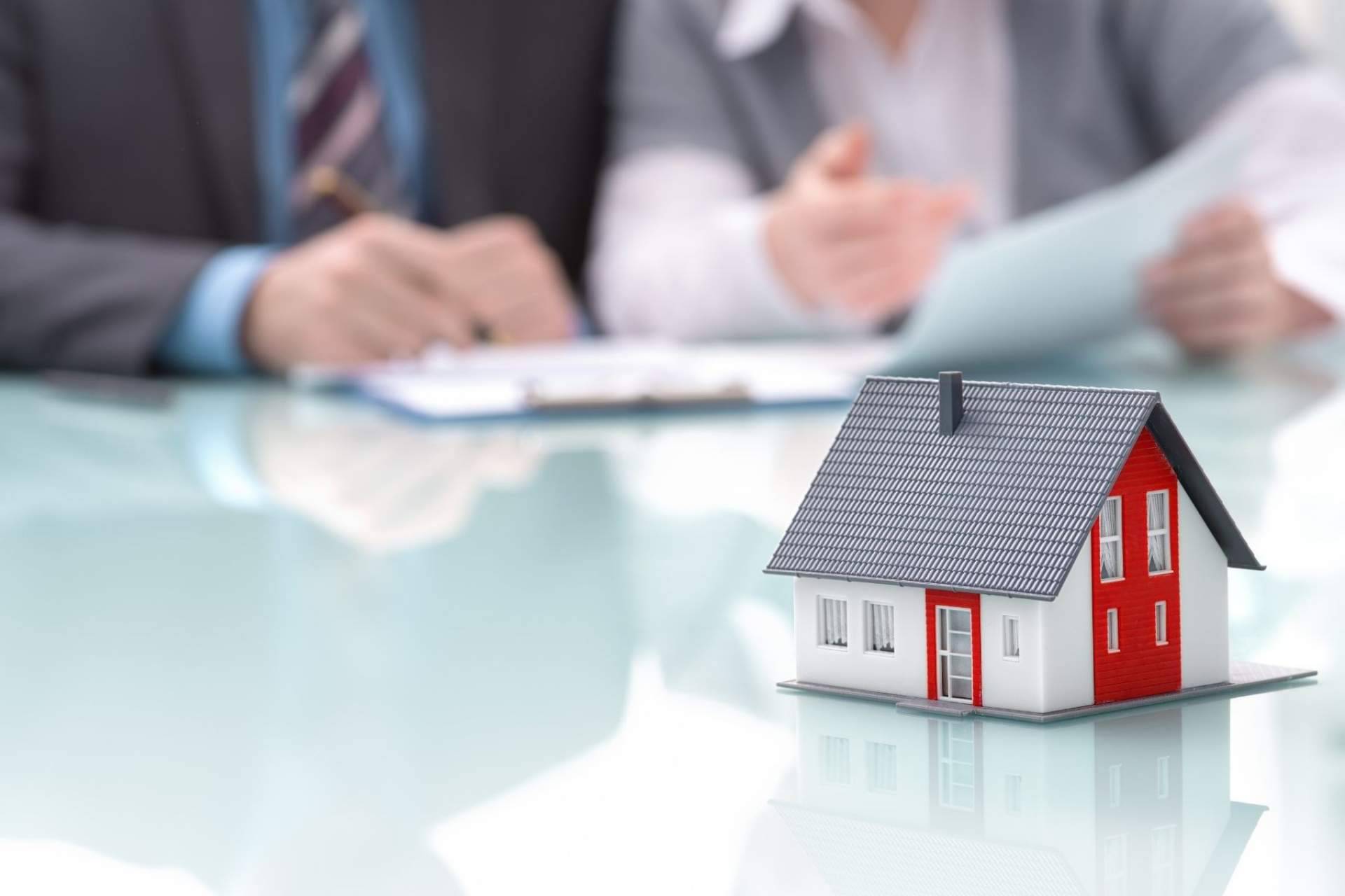 Cursos para agentes inmobiliarios y personas que quieren empezar este negocio con Inmo Academia: el método propio de la franquicia Inmo Merkat, elaborado por Marin Atanasov Anev