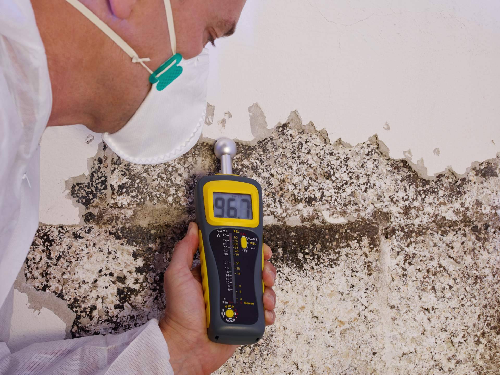 Aislamiento técnico de humedades en A Coruña con la empresa Rehabilit Galicia