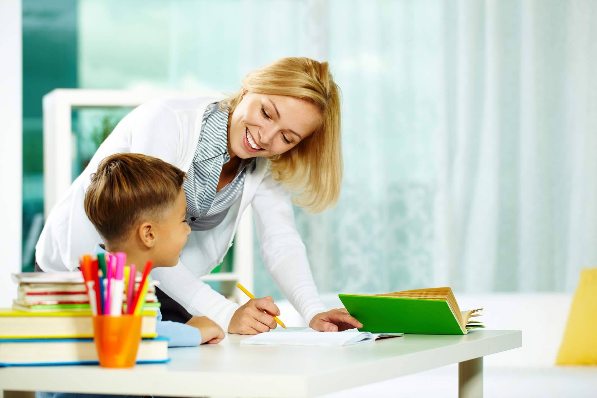 ¿Qué son los servicios de apoyo escolar a domicilio de Área 44 Servicios Educativos?