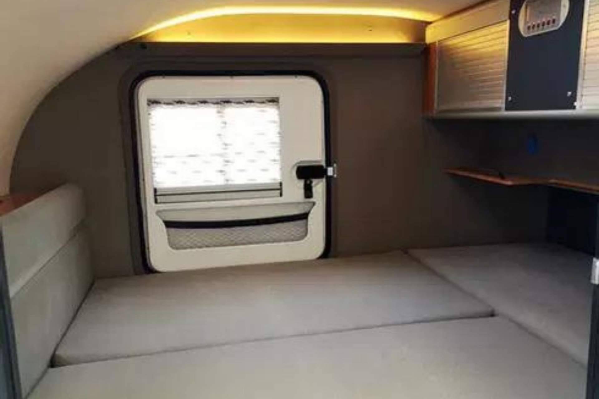 Minicaravanas.com dispone de mini caravanas para realizar viajes románticos