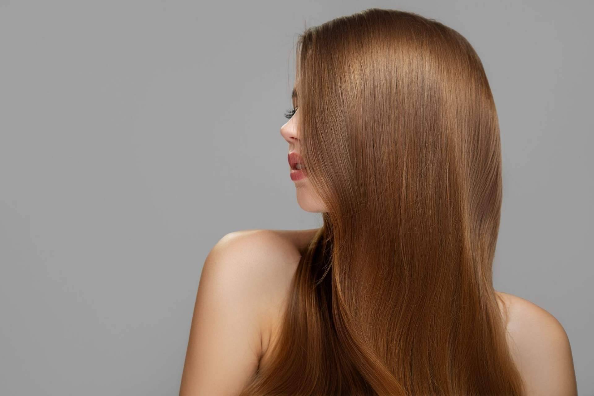 Proteger y restaurar el cabello con el servicio de peluquería saludable de CharoConector