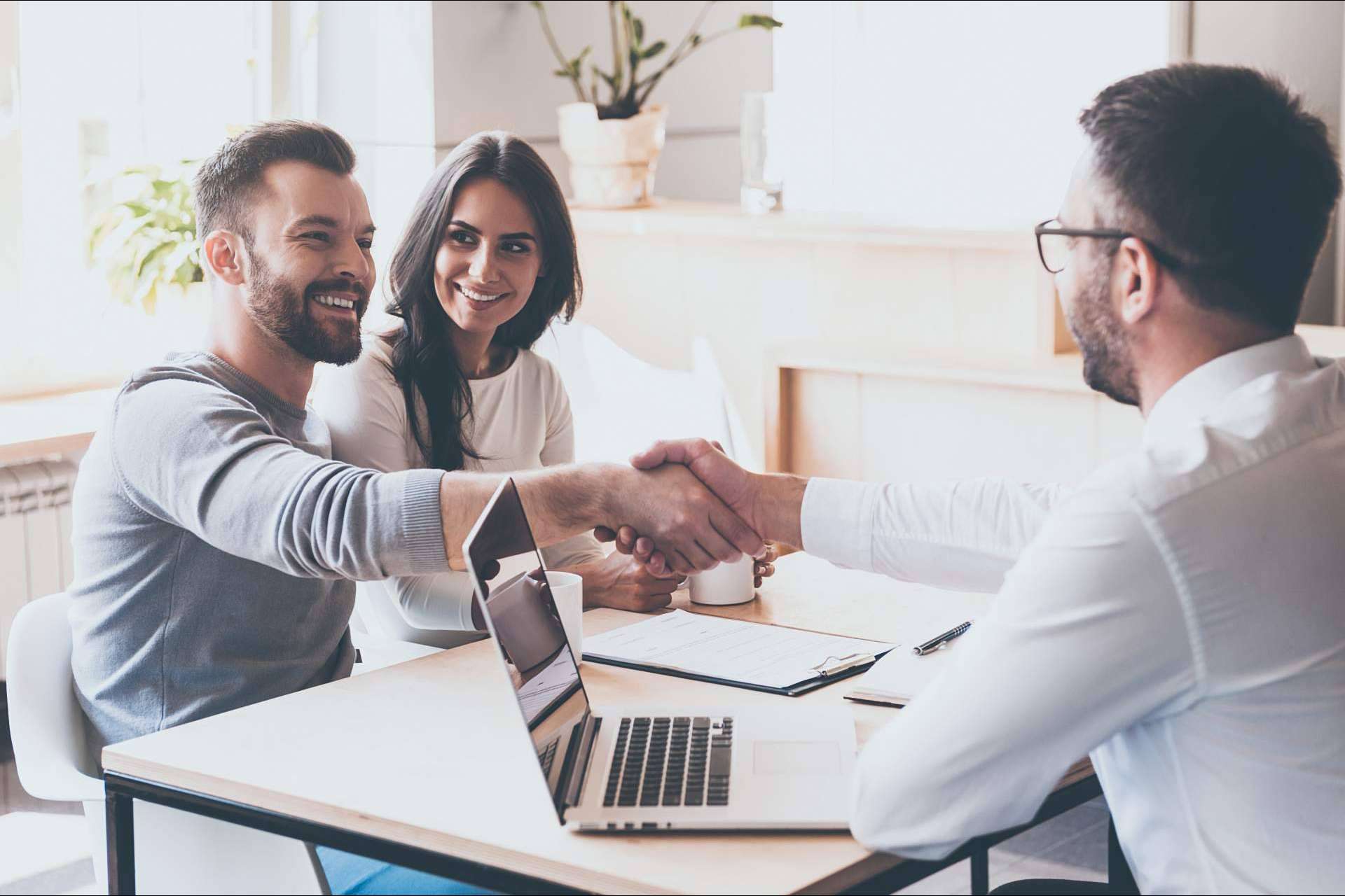 La Casa Agency expone los beneficios de trabajar con una inmobiliaria en exclusiva