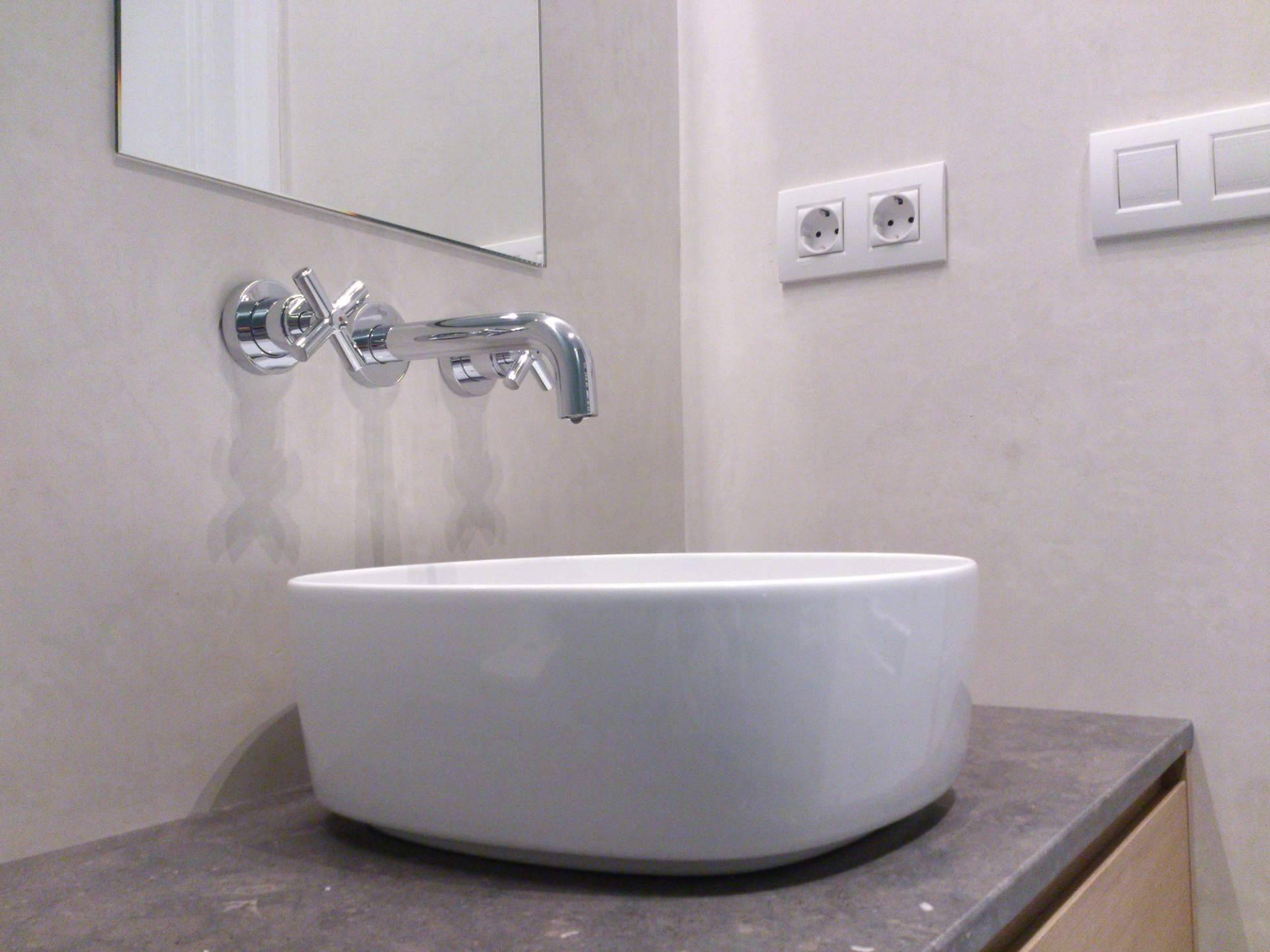 Revestimientos continuos ecológicos para baños de tadelakt en la empresa Easy Tadelakt