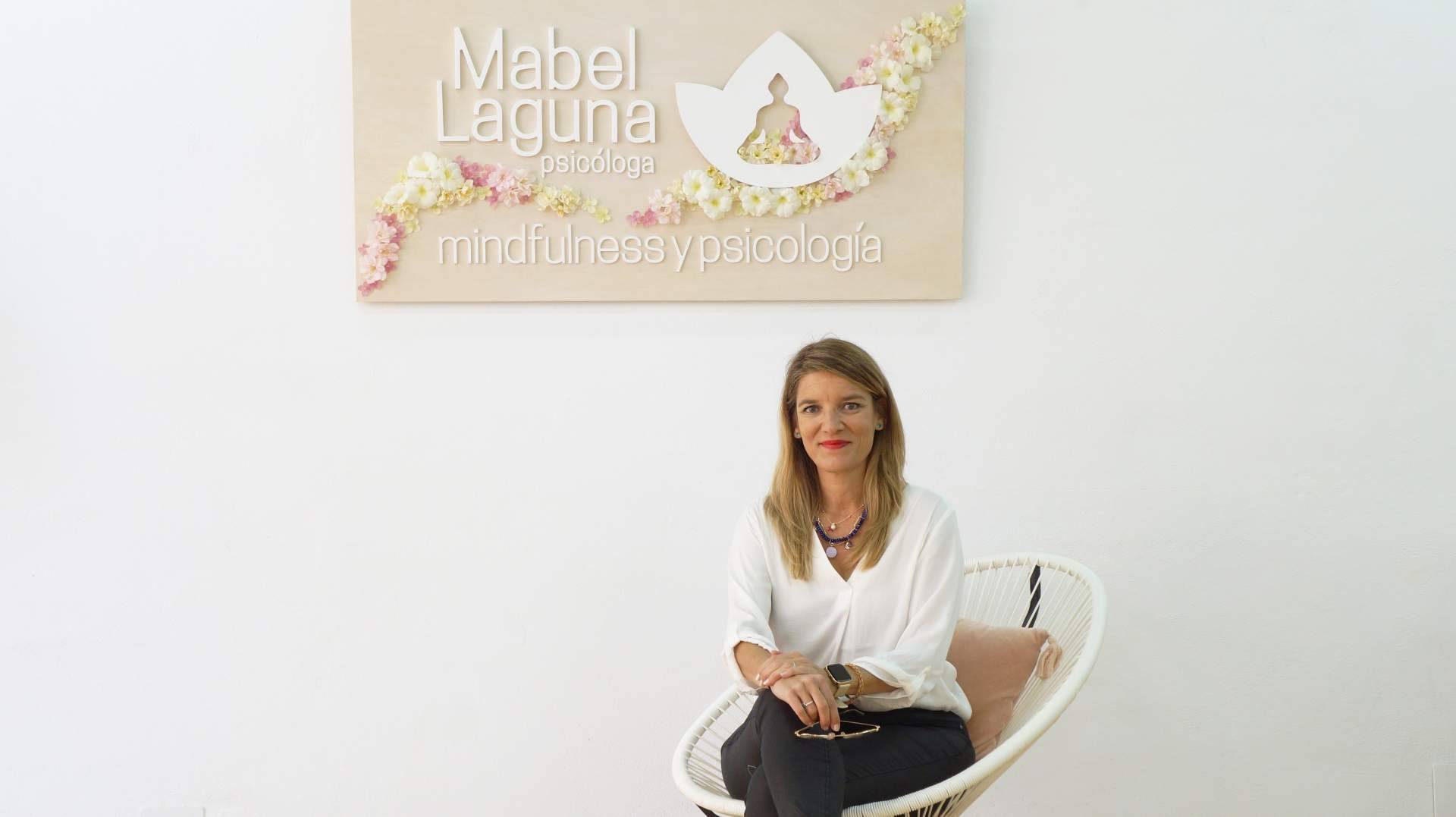 Mabel Laguna: terapia individual y mindfulness de calidad