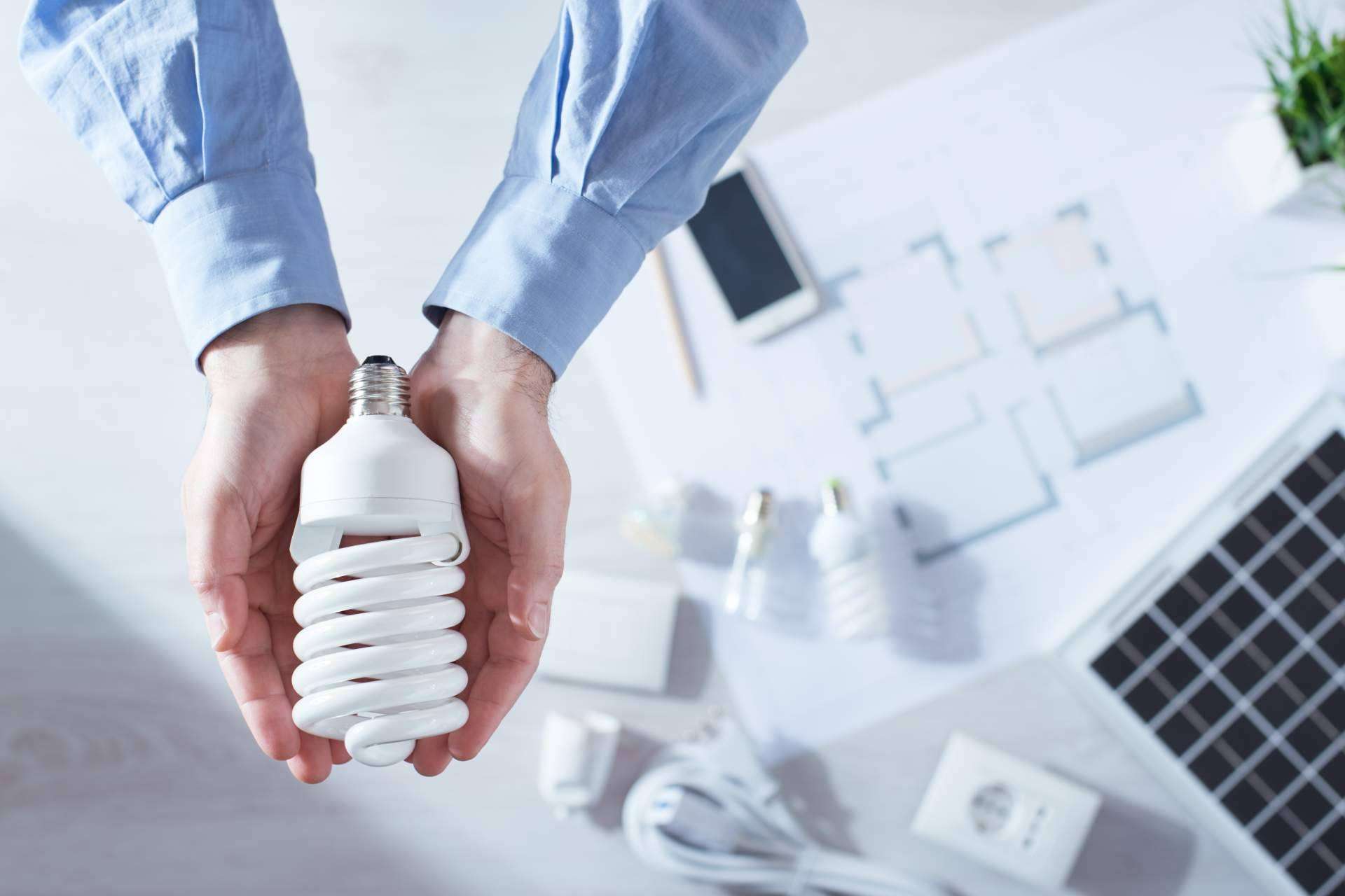 Hcebox, el software propio de Energybox que facilita las opciones de contratación de las empresas