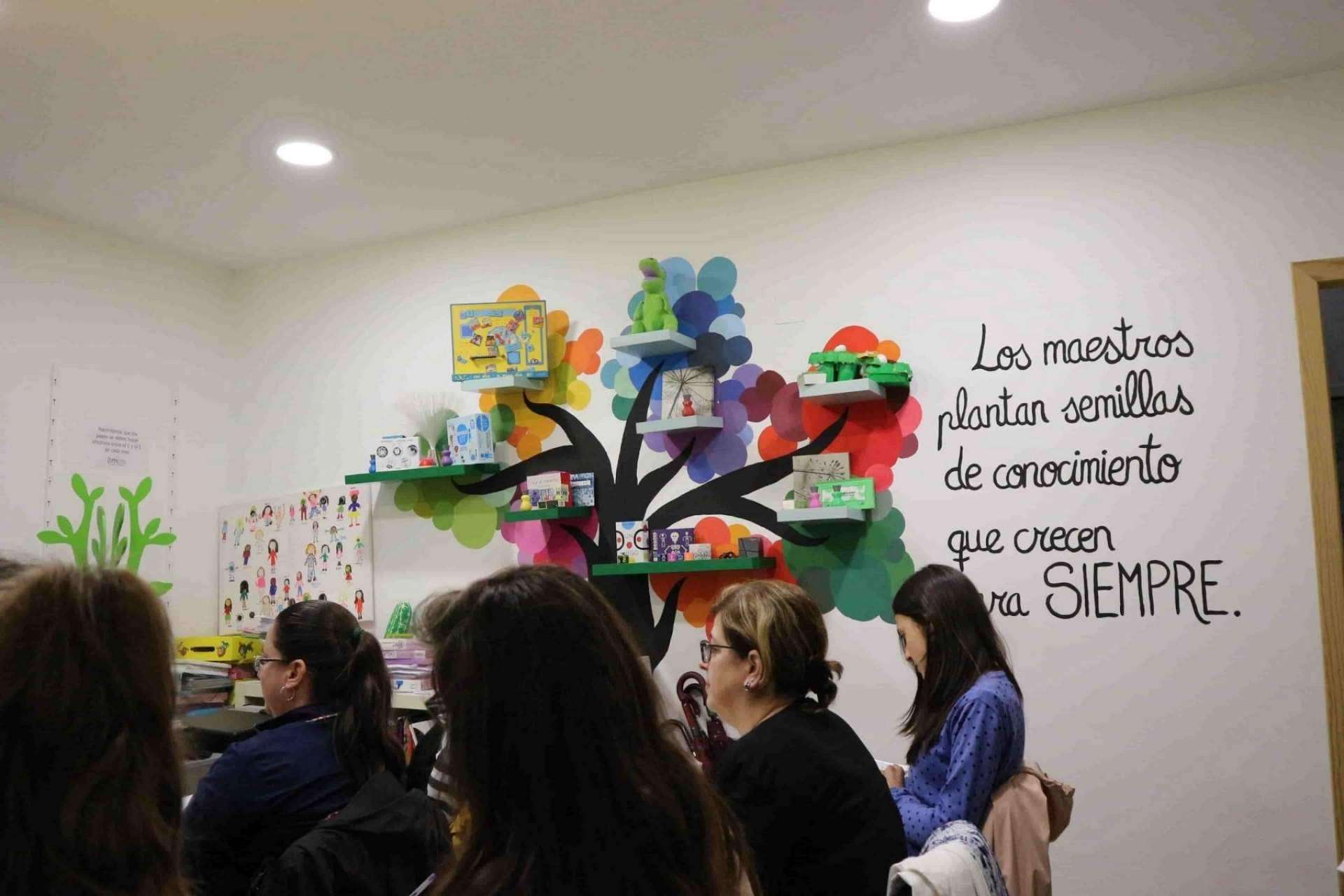 Kadoora recomienda que este año es buen momento para presentarse a las oposiciones de maestro