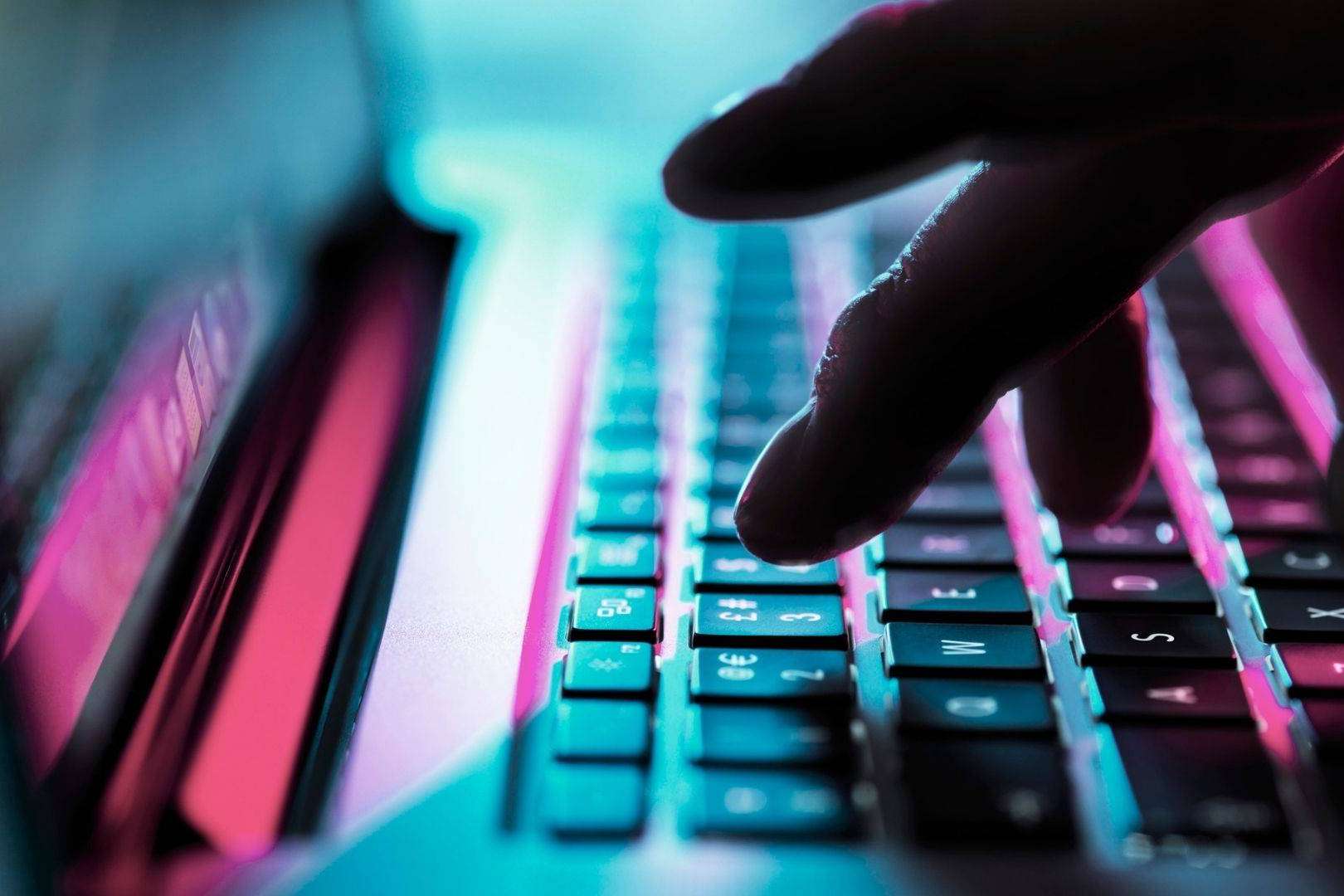 iMorosity ayuda a saber qué hacer si suplantan la identidad de alguien y le meten en un fichero de morosos