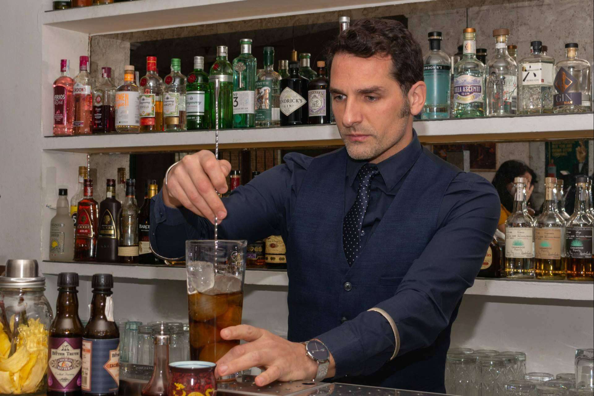 El curso profesional de Bartender de ESCOM se posiciona entre las formaciones con más futuro profesional