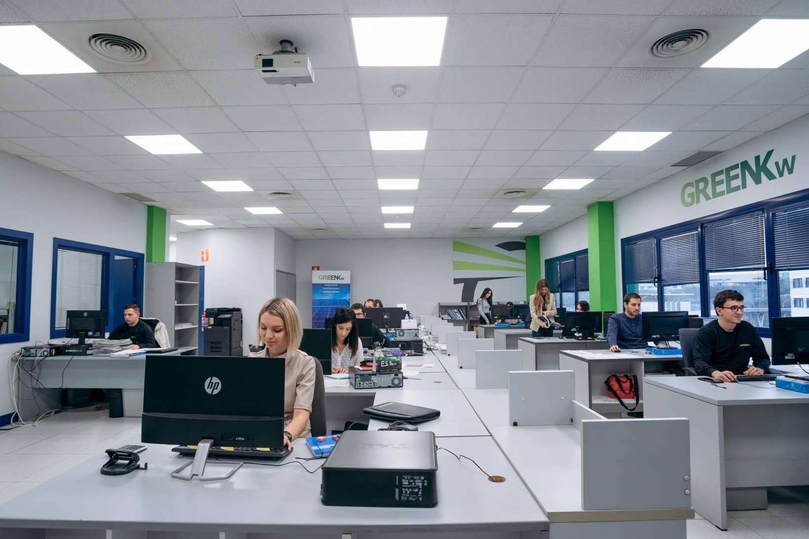 GREENKw es una empresa especializada que garantiza el ahorro gracias al autoconsumo solar