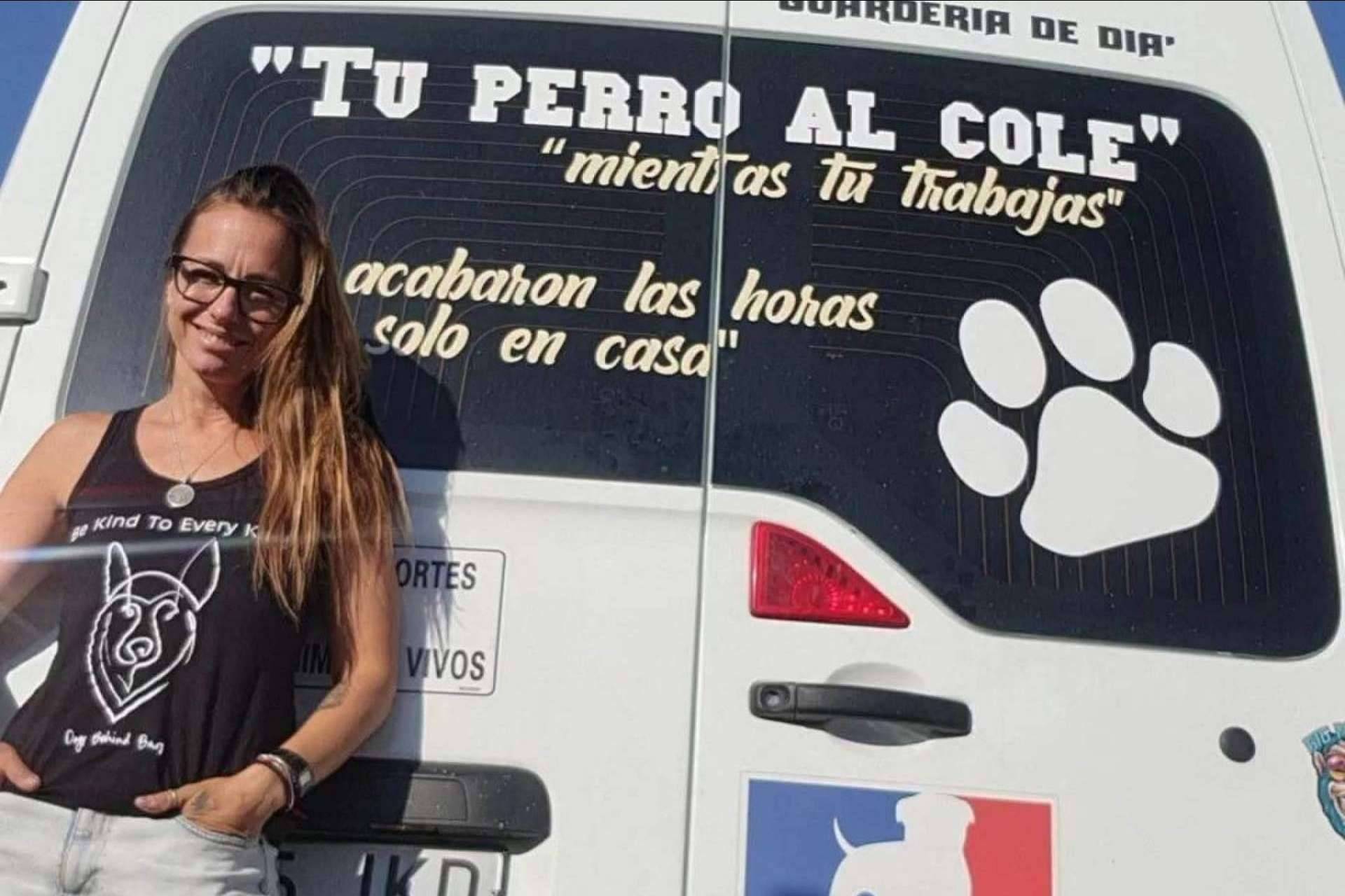 ¿Qué servicios ofrece la guardería de día de perros, PERROBUENO?