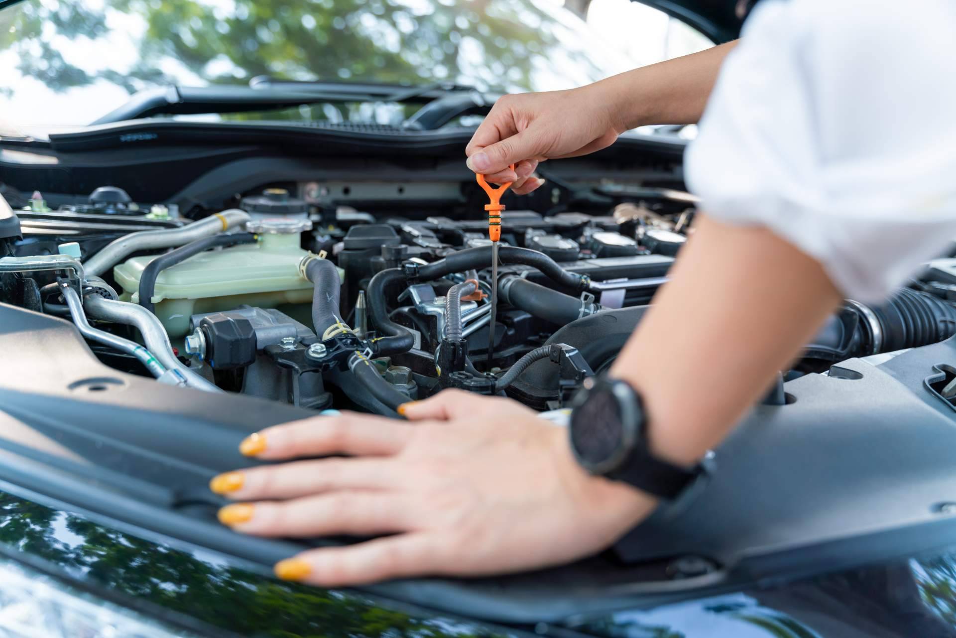 Las ventajas del curso de mecánica y electricidad de coches del Instituto Técnico de Automoción
