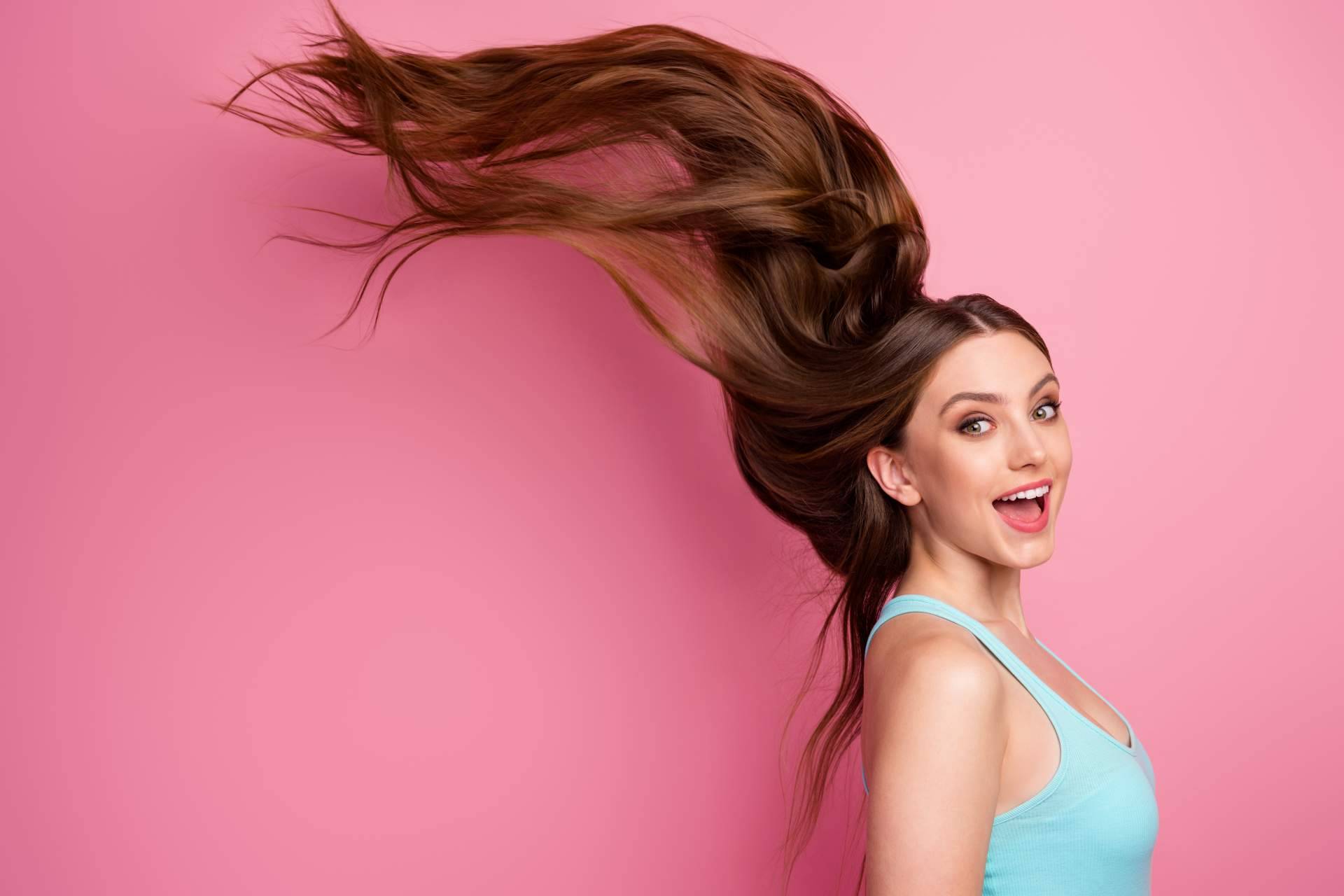 Los beneficios del Olaplex, uno de los tratamientos que realiza CharoConector Healthy Style