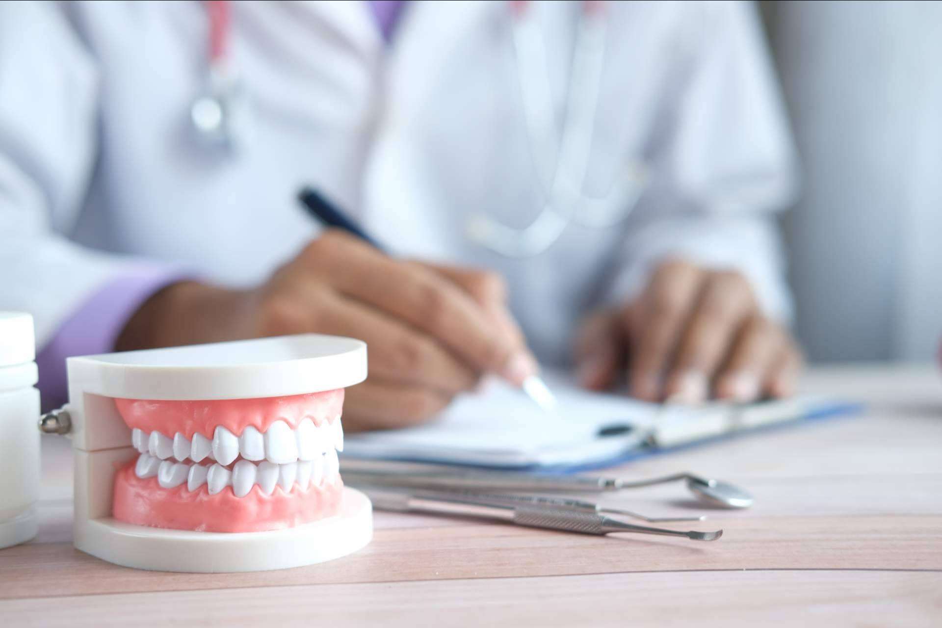 Peritajes y Mediación, la figura clave del perito para gestionar las denuncias dentales