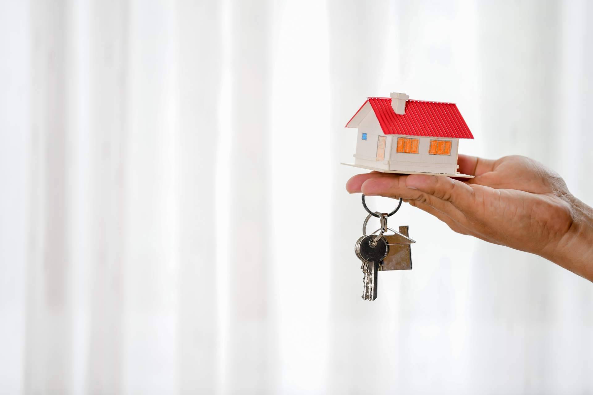 La agencia inmobiliaria Inmomerkat ayuda a encontrar ofertas inmobiliarias asequibles tras la subida de precios por la pandemia