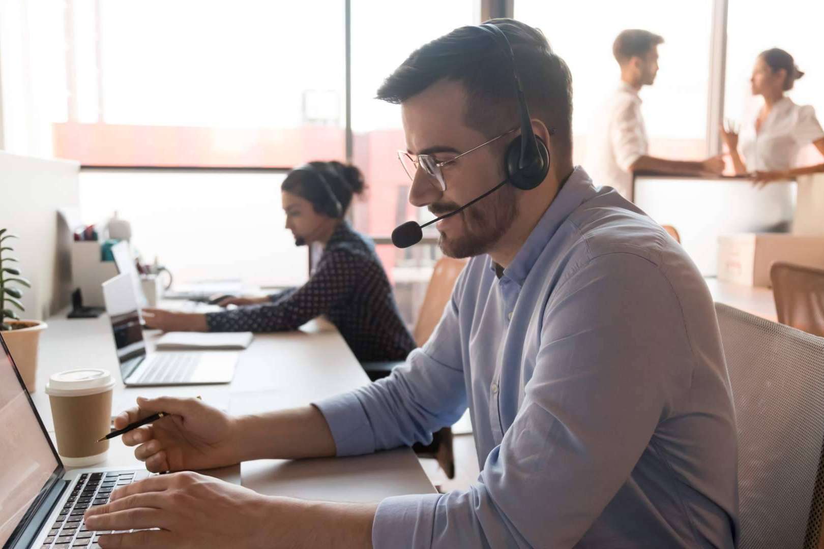 Ahorrar hasta un 50% en telecomunicaciones con la consultoría de telefonía de empresas de Pafercom