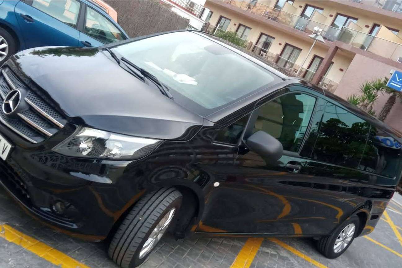 Servicios de taxi en Málaga con Taxi Málaga Airport Charly transfer 24 hours
