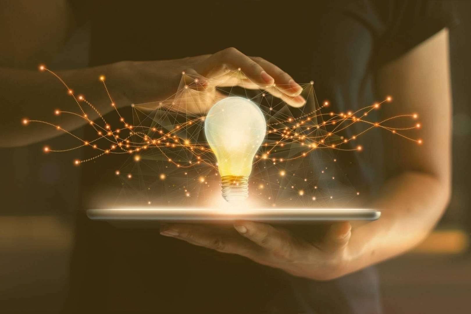 Cómo ahorrar en la factura de la luz siguiendo los consejos de Solvenup