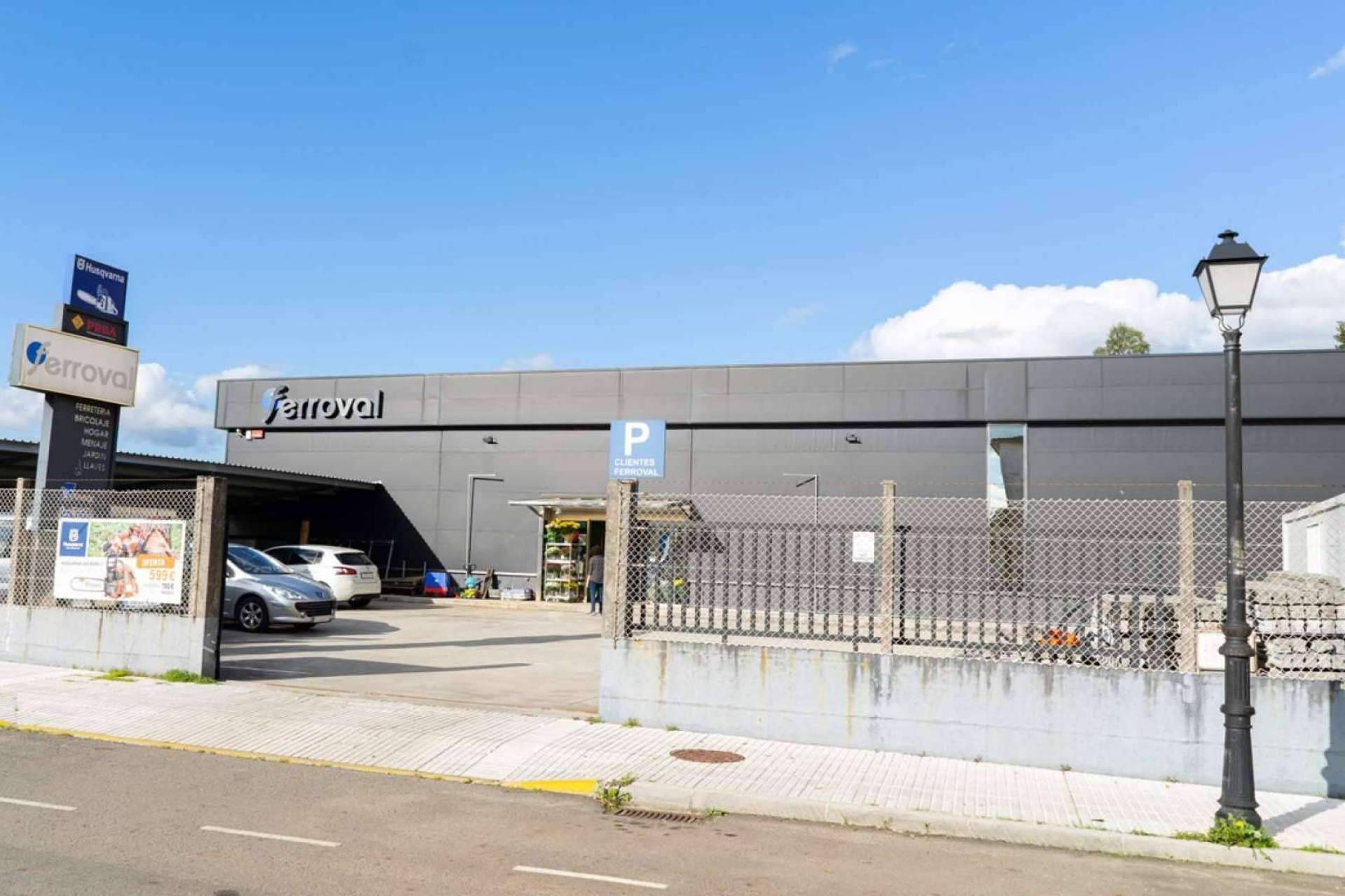 Ferroval ofrece una amplia variedad en ferretería y maquinaria desde Galicia para toda España