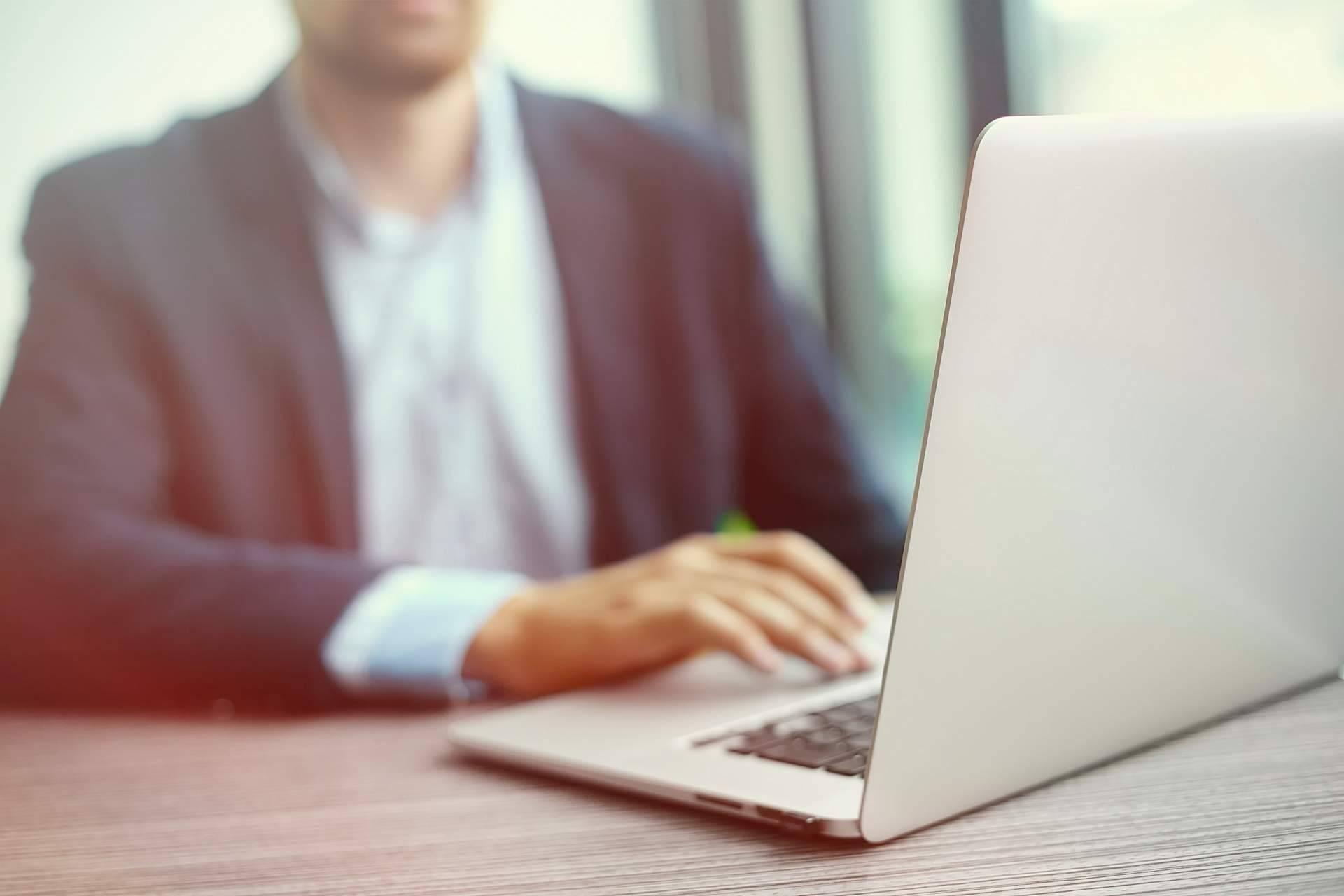 Traductores jurados ofrecen sus servicios en Barcelona a través de la empresa Iuratum