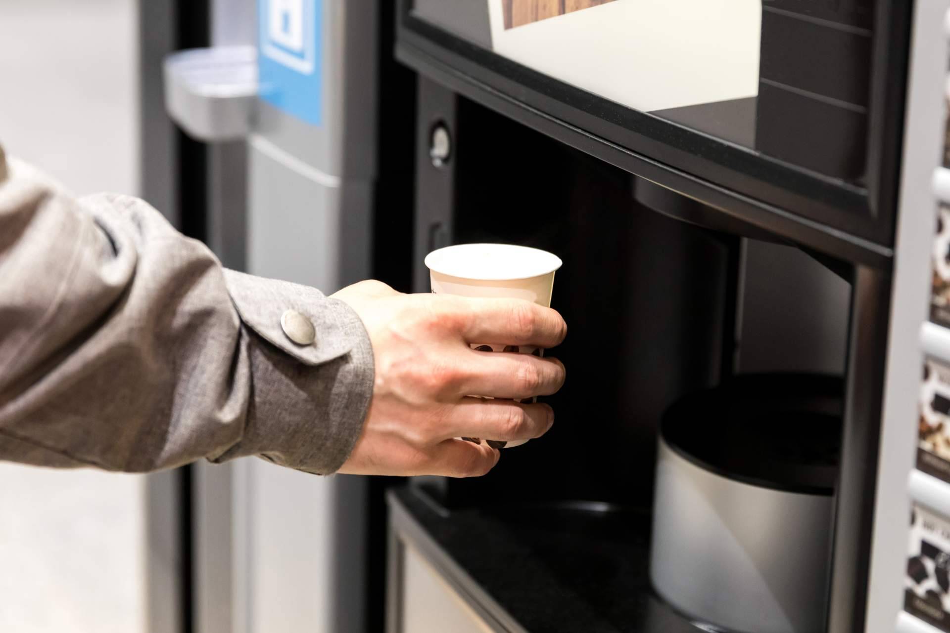 La importancia del crecimiento del sector vending y las mejoras tecnológicas de las máquinas, por Élite Vending Madrid