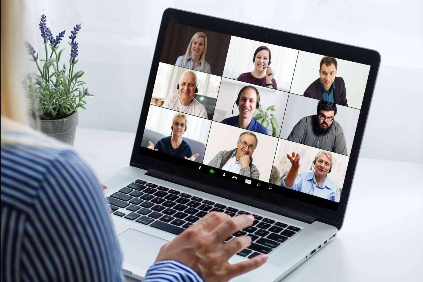 El 1r congreso hispanoamericano de e-learning, EXPOAPeL, promueve la formación por medios telemáticos