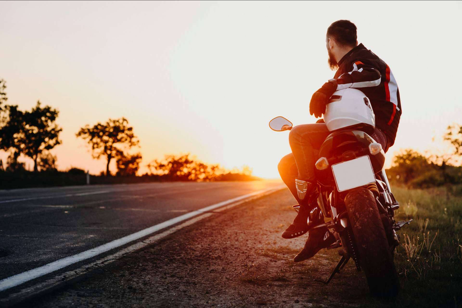 La mejor selección de marcas se encuentra en la mejor tienda de ropa de moto y accesorios