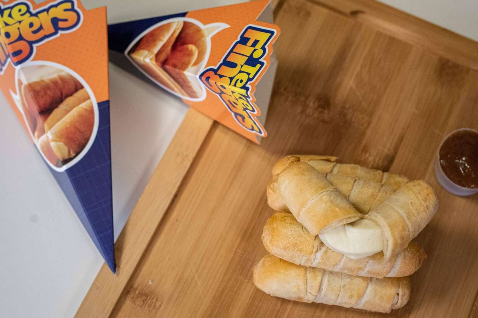 El nuevo punto de venta de tequeños en los supermercados Ahorramas de Madrid de Tekefingers, quien también comienza su reapertura en cines a nivel nacional
