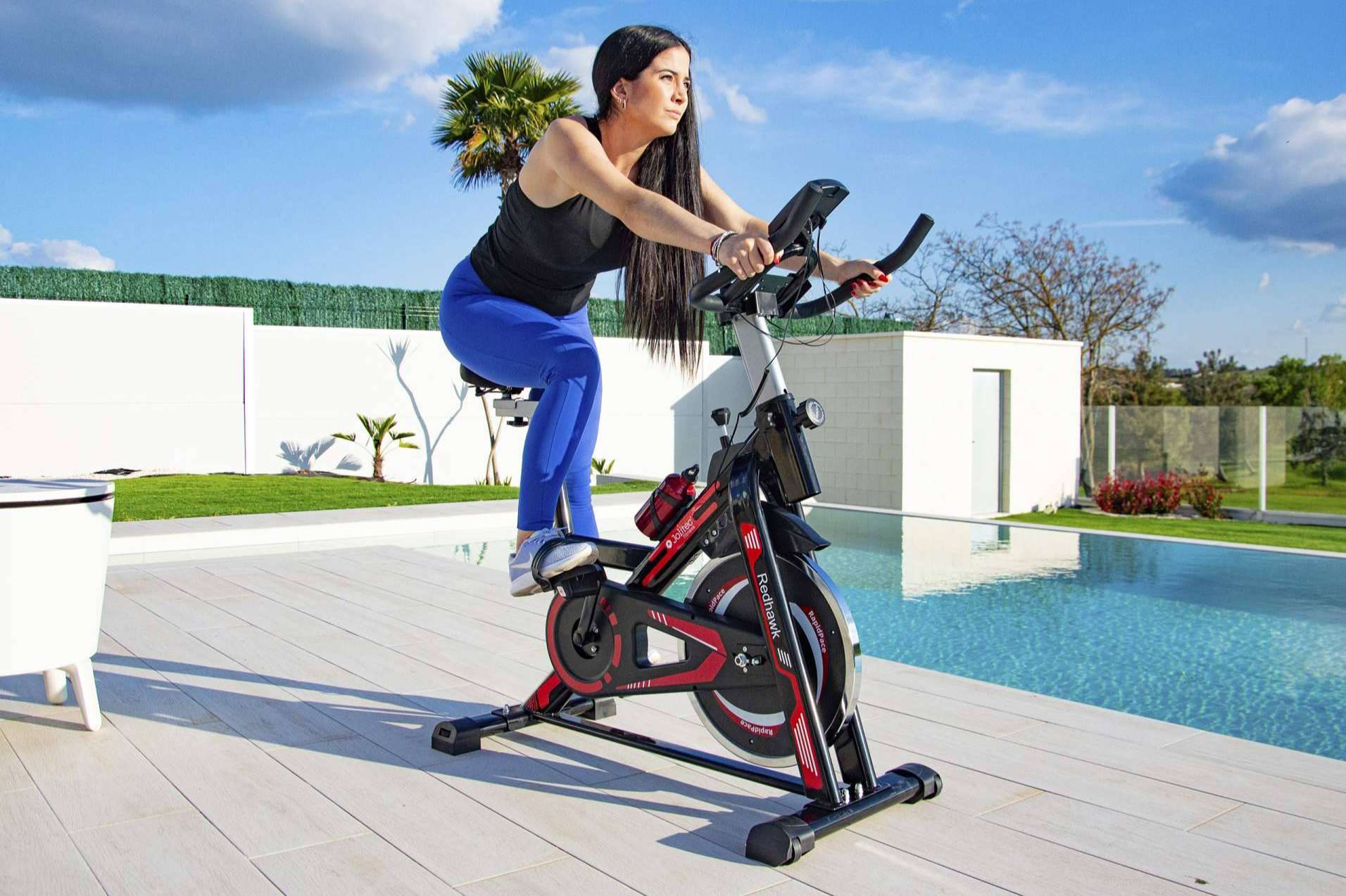 Cintas de correr y bicicletas de spinning para entrenar en casa con Jolitec