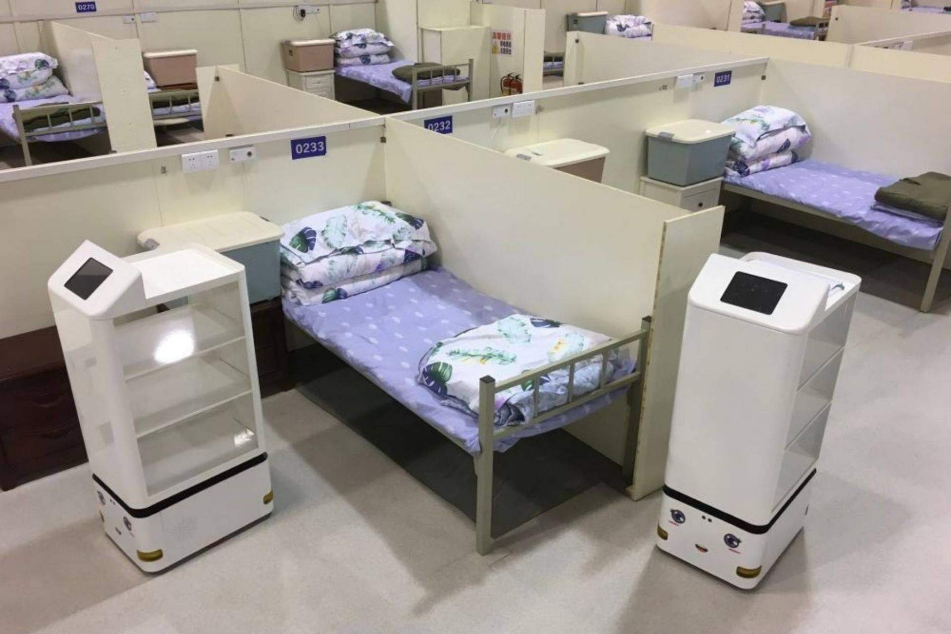 El robot camarero para hoteles y restaurantes de Futura Vive