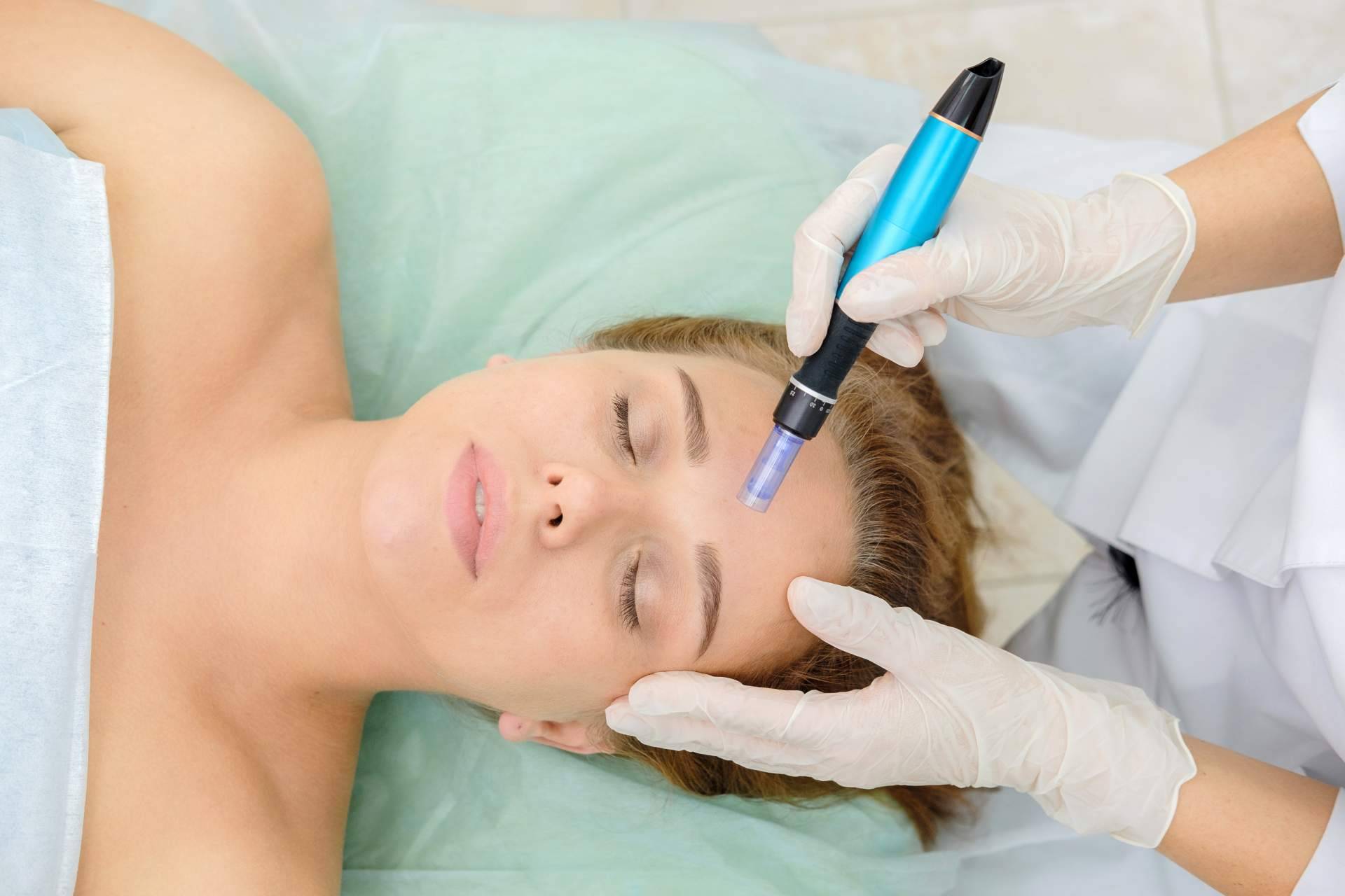 Policlínica ICD dispone de un tratamiento de mesoterapia BIO para rejuvenecer la piel y activar su regeneración